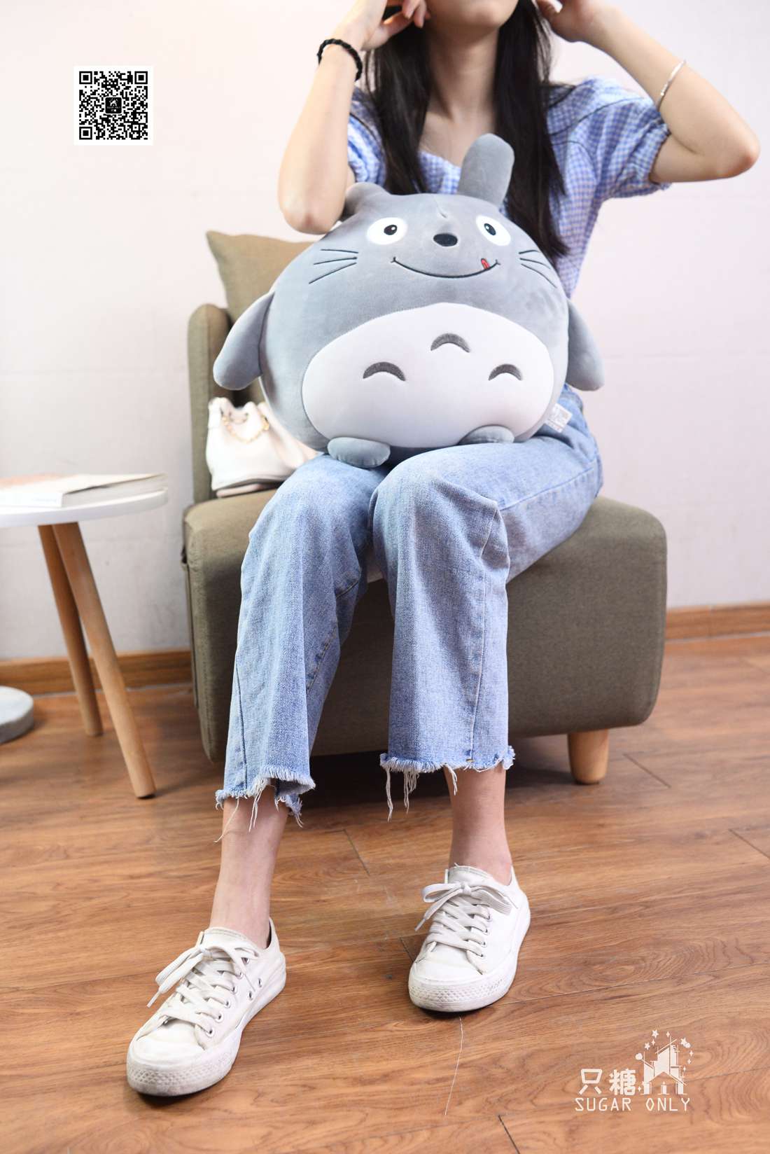 图片[33]-[只糖棉袜] NO.049 小白鞋里的一抹红 在线浏览 – 速更版-美库