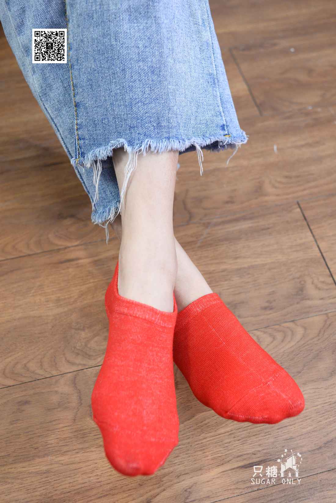 图片[105]-[只糖棉袜] NO.049 小白鞋里的一抹红 在线浏览 – 速更版-美库