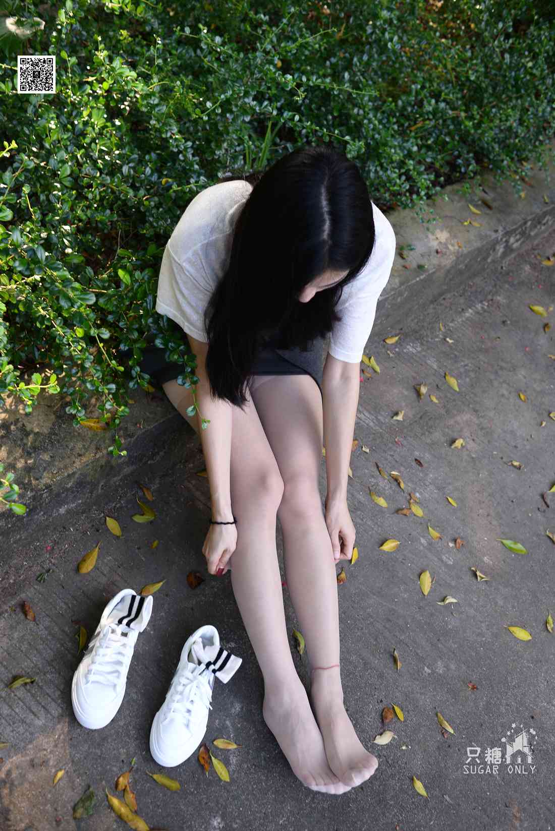 图片[49]-[只糖棉袜] NO.043 文文 包臀裙肉丝棉袜小白鞋 在线浏览 – 速更版-美库