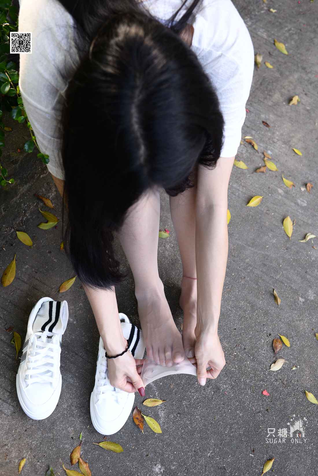 图片[159]-[只糖棉袜] NO.043 文文 包臀裙肉丝棉袜小白鞋 在线浏览 – 速更版-美库