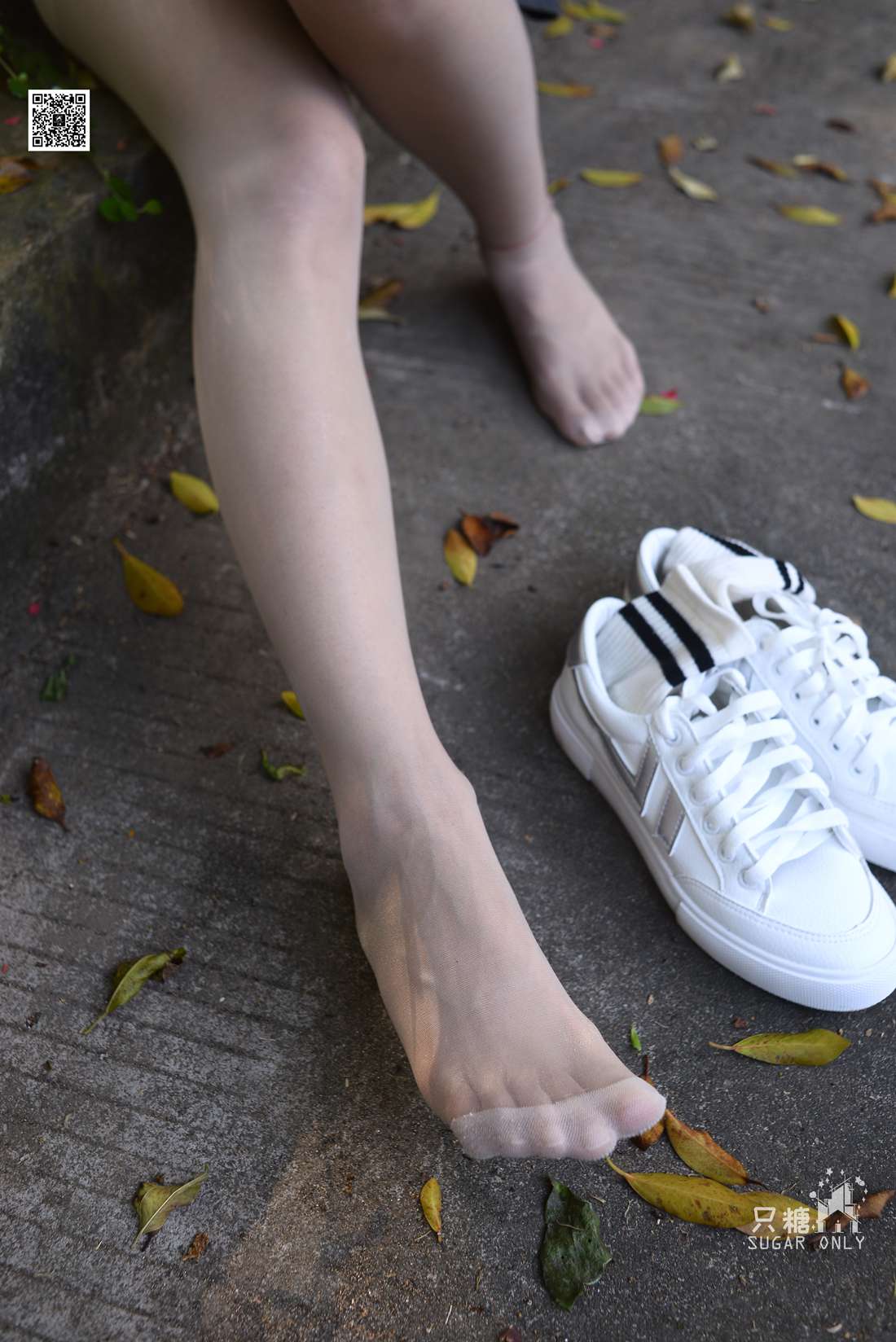 图片[258]-[只糖棉袜] NO.043 文文 包臀裙肉丝棉袜小白鞋 在线浏览 – 速更版-美库