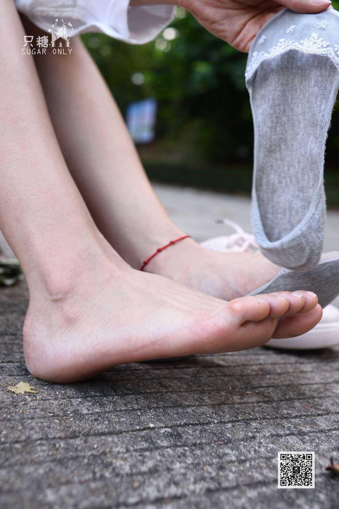 图片[33]-[只糖棉袜] NO.048 文文 秋意浓，盼春风 在线浏览 – 速更版-美库