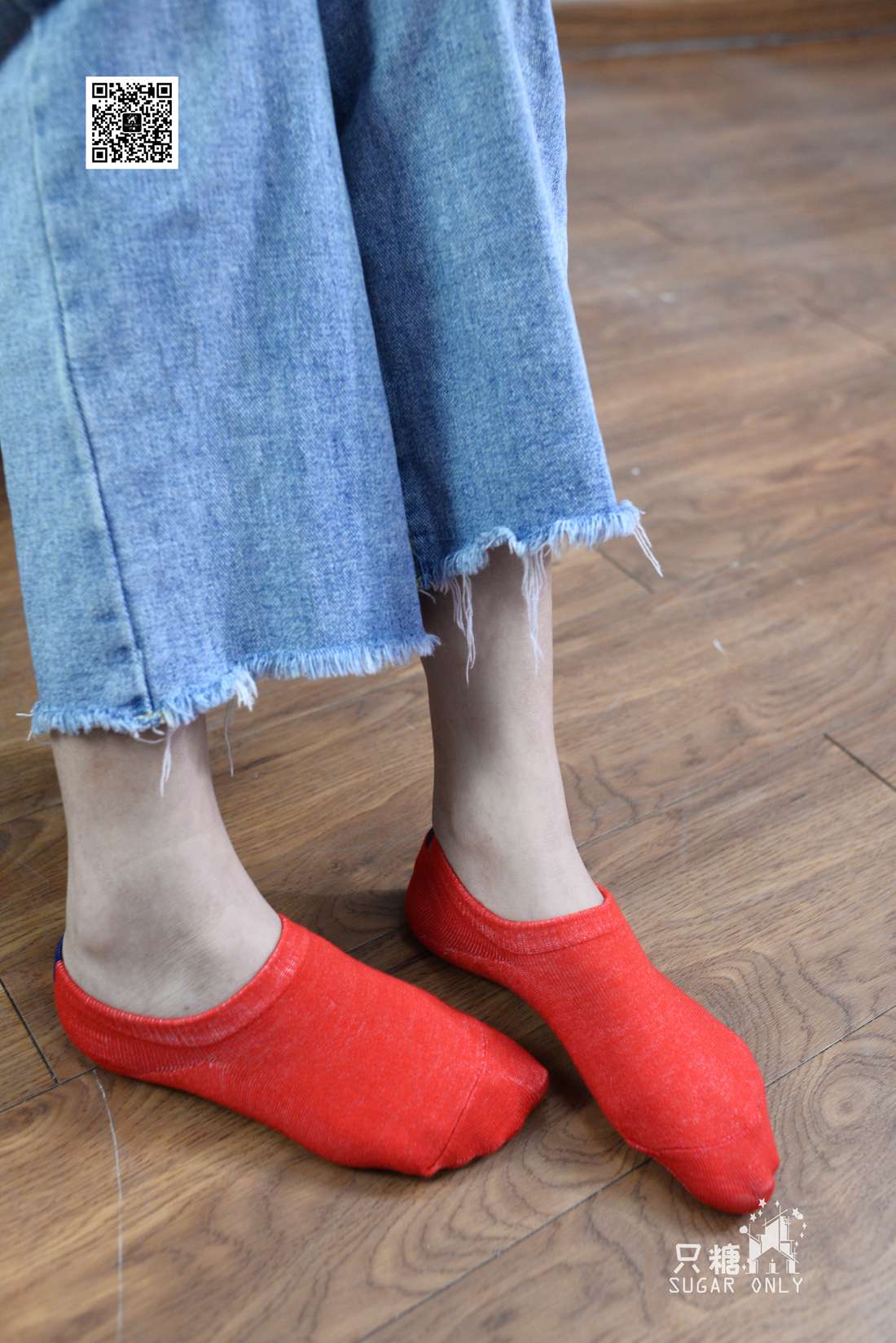 图片[20]-[只糖棉袜] NO.049 小白鞋里的一抹红 在线浏览 – 速更版-美库