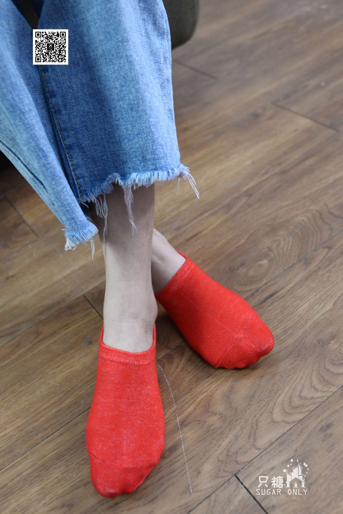 图片[21]-[只糖棉袜] NO.049 小白鞋里的一抹红 在线浏览 – 速更版-美库
