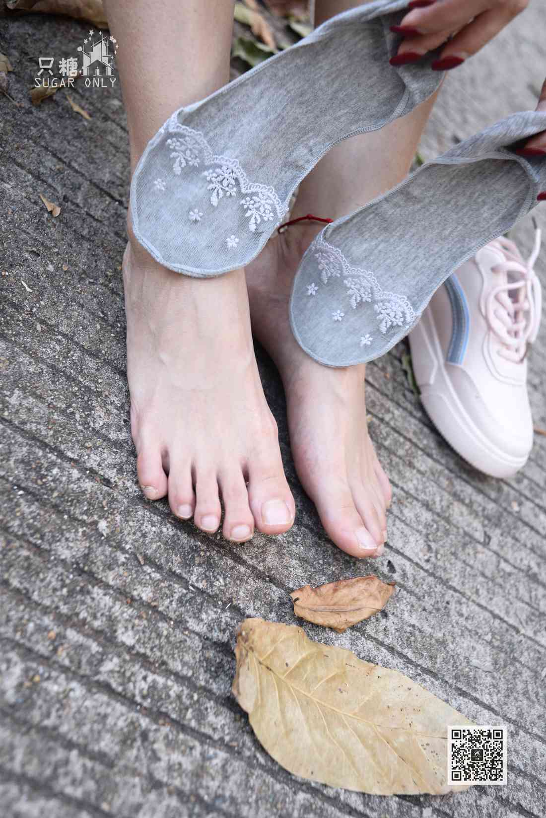 图片[160]-[只糖棉袜] NO.048 文文 秋意浓，盼春风 在线浏览 – 速更版-美库