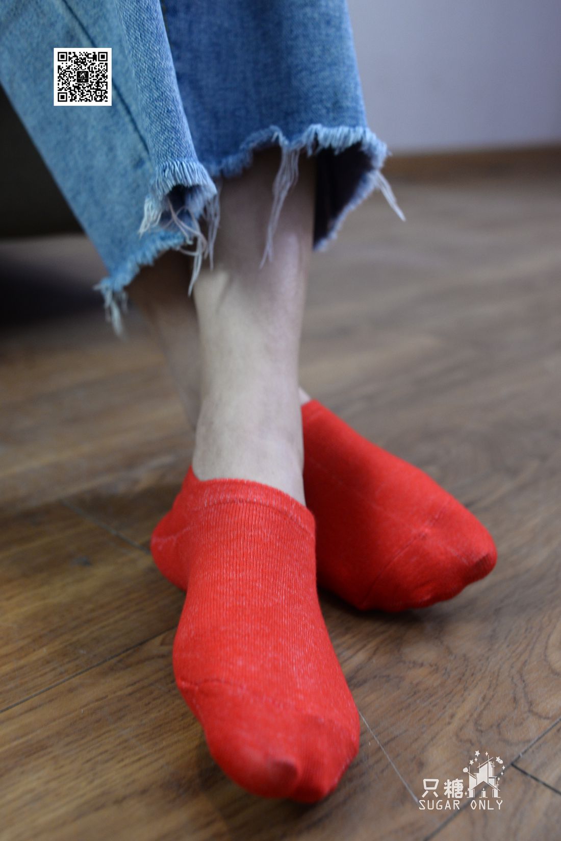 图片[173]-[只糖棉袜] NO.049 小白鞋里的一抹红 在线浏览 – 速更版-美库