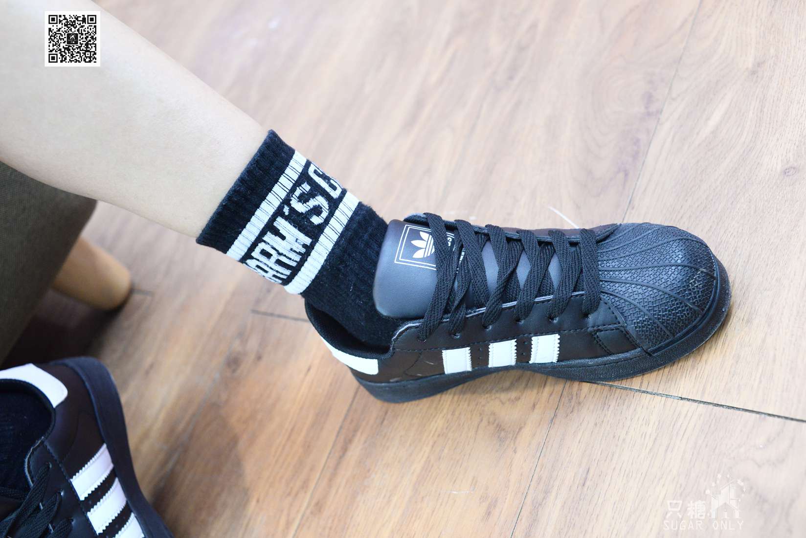 图片[169]-[只糖棉袜] NO.055 夏颜 个性十足的黑色AD贝壳头 在线浏览 – 速更版-美库