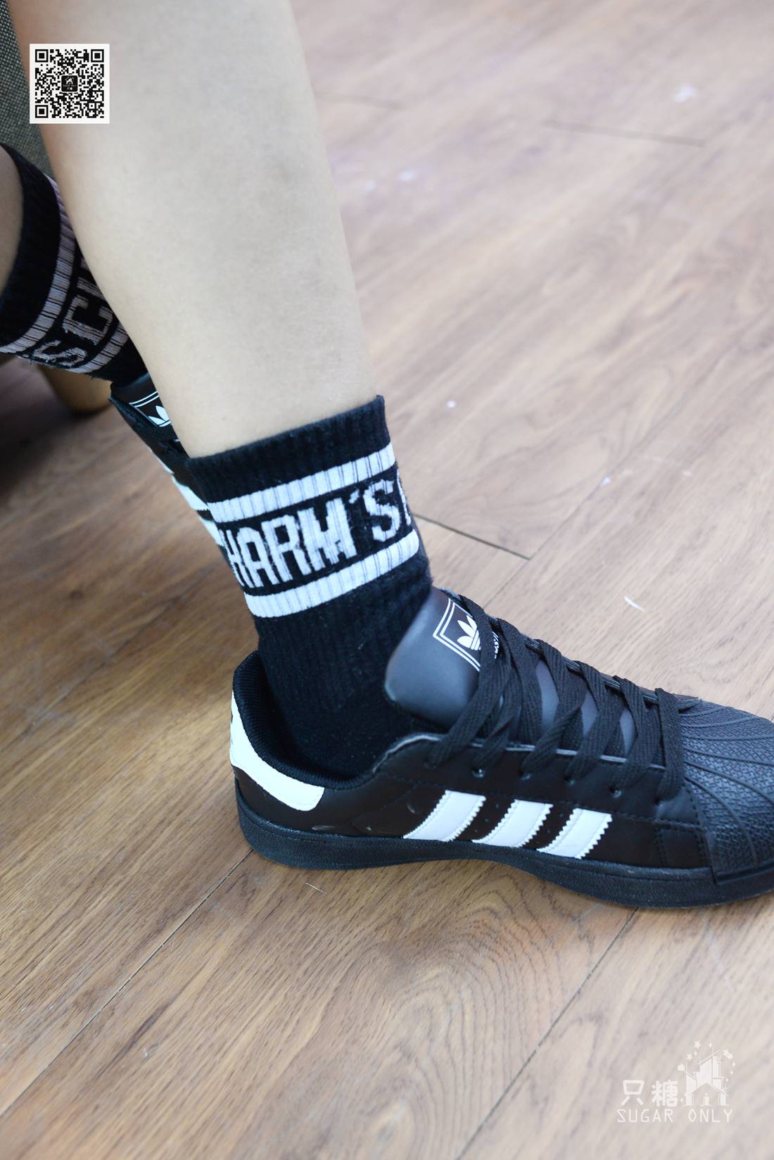 图片[159]-[只糖棉袜] NO.055 夏颜 个性十足的黑色AD贝壳头 在线浏览 – 速更版-美库