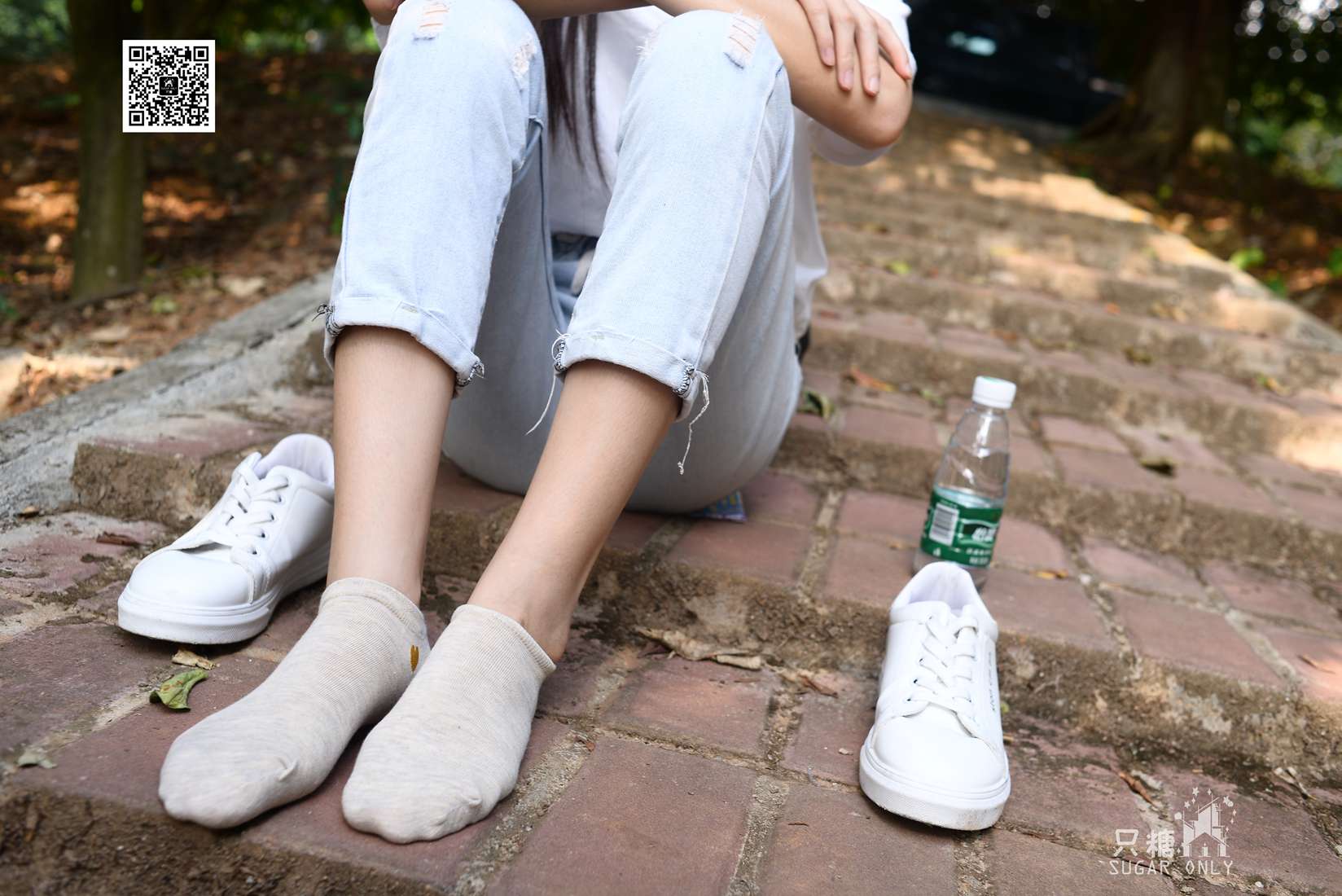 图片[181]-[只糖棉袜] NO.052 嘉琪 林间小白鞋 在线浏览 – 速更版-美库