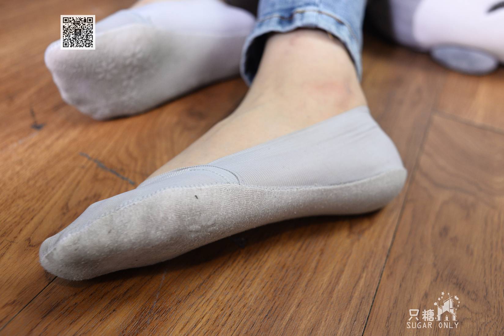 图片[6]-[只糖棉袜] NO.053 周菡 会笑的眼睛 在线浏览 – 速更版-美库