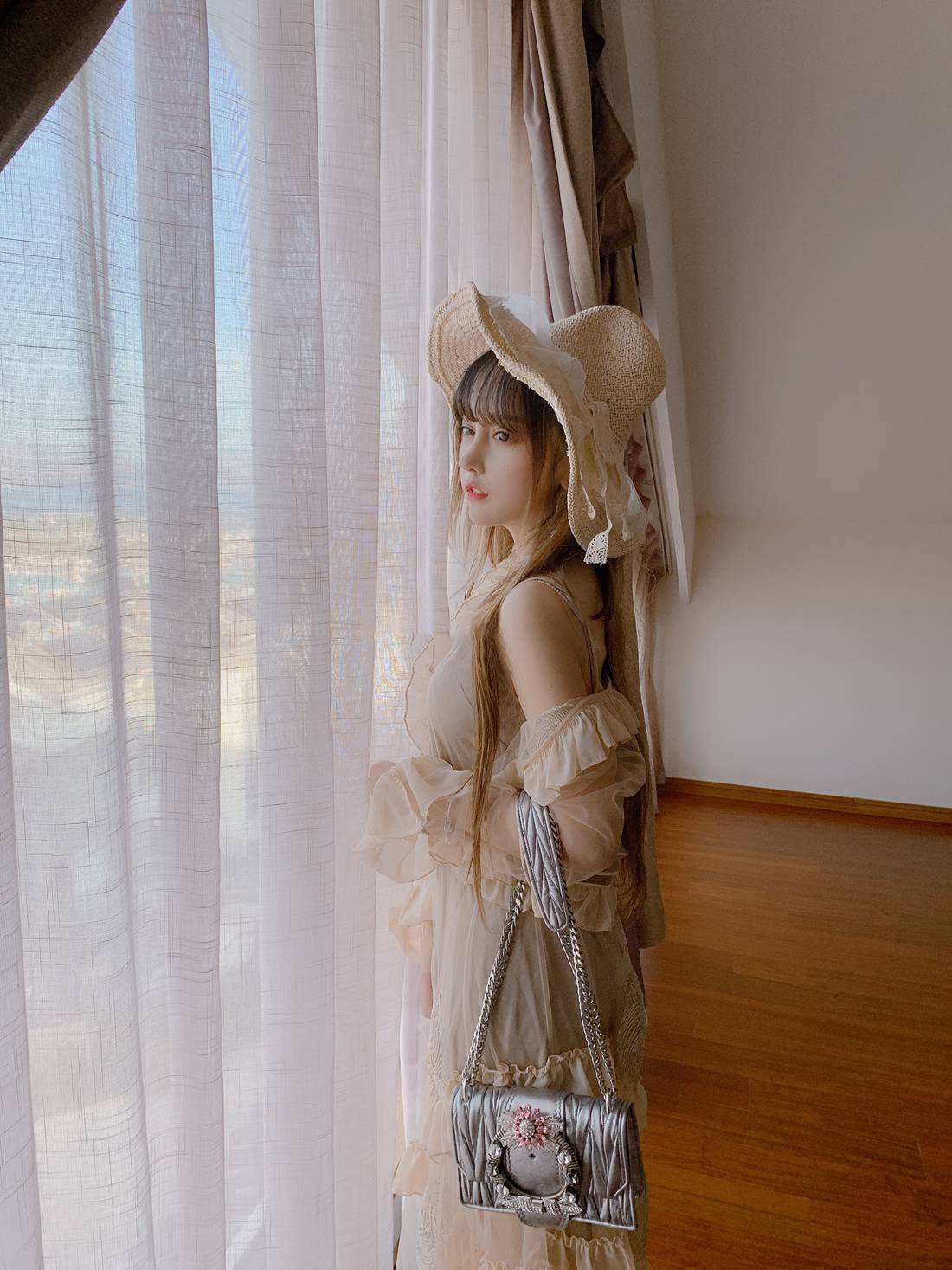 图片[41]-微博妹子@过期米线线喵 这只是米线日常2 在线浏览 – 速更版-美库