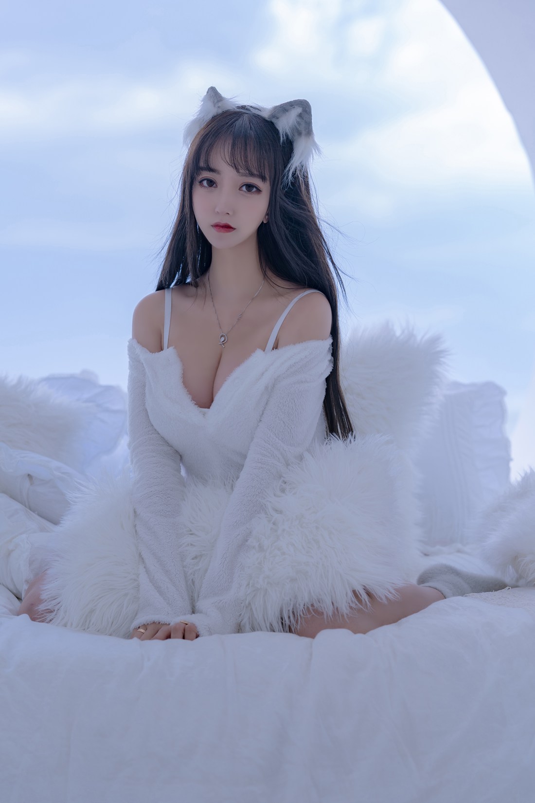 图片[11]-微博妹子@过期米线线喵 小白狼 在线浏览 – 速更版-美库