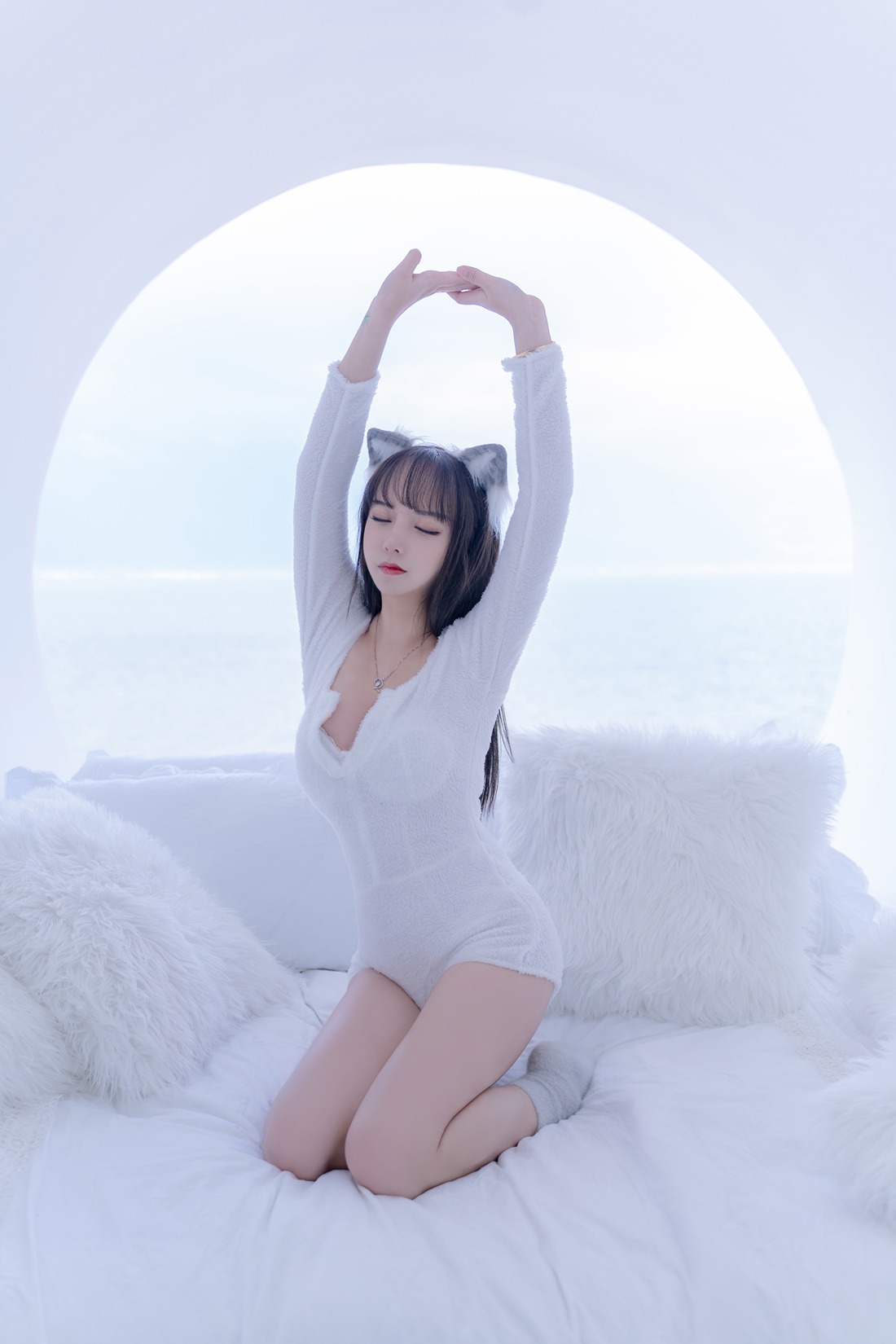 图片[2]-微博妹子@过期米线线喵 小白狼 在线浏览-翎羽暗房