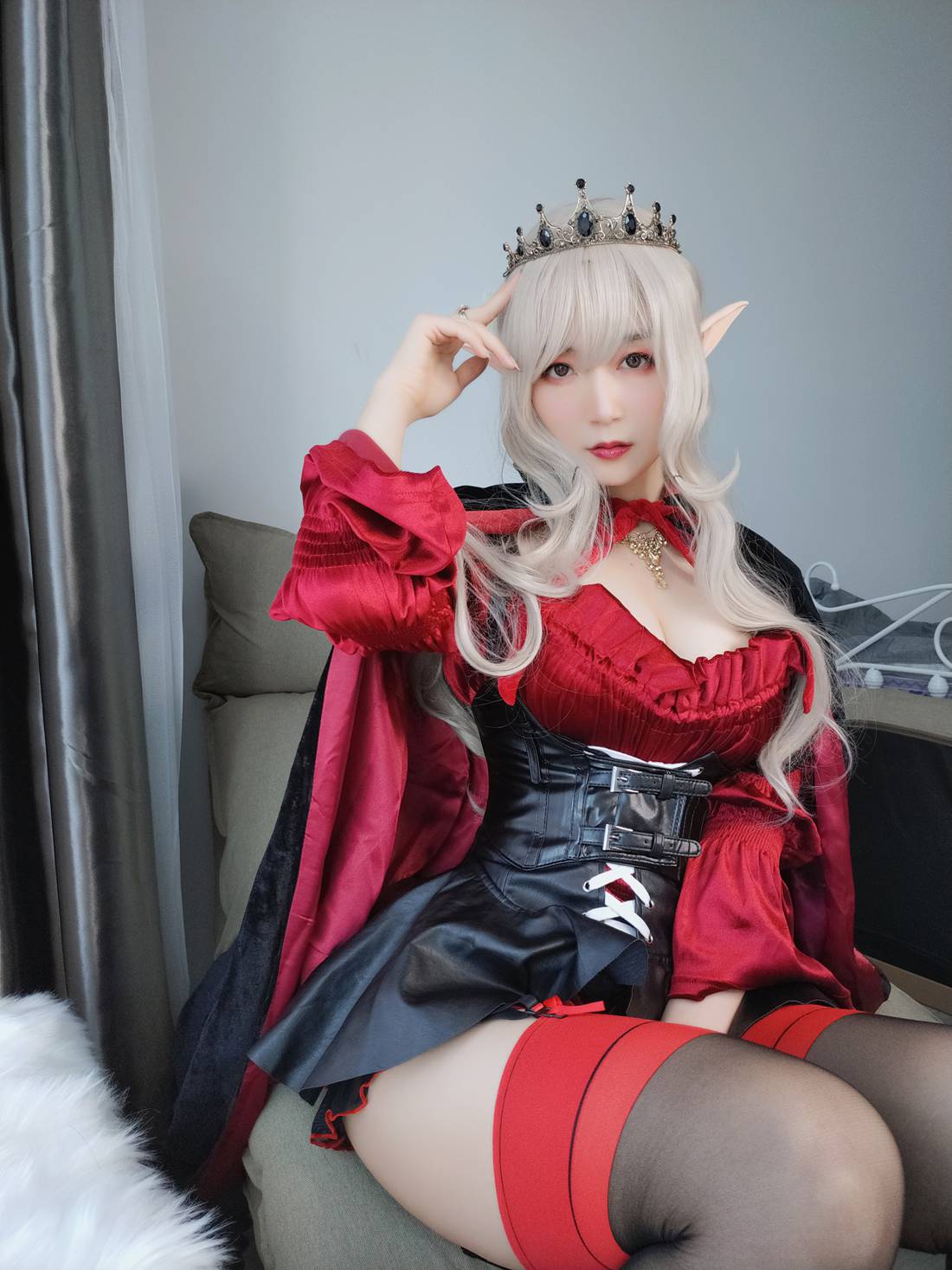 图片[33]-人气动漫Coser@白银81 皇家吸血鬼 在线浏览 – 速更版-美库