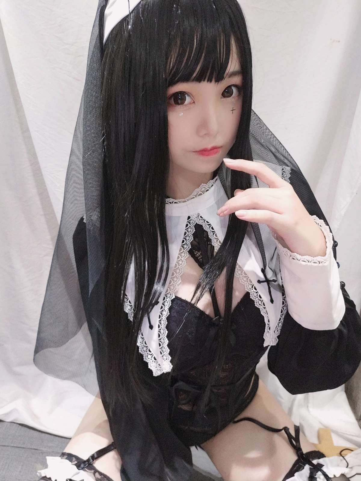 图片[14]-萌系小姐姐@蜜汁猫裘 修女 在线浏览 – 速更版-美库