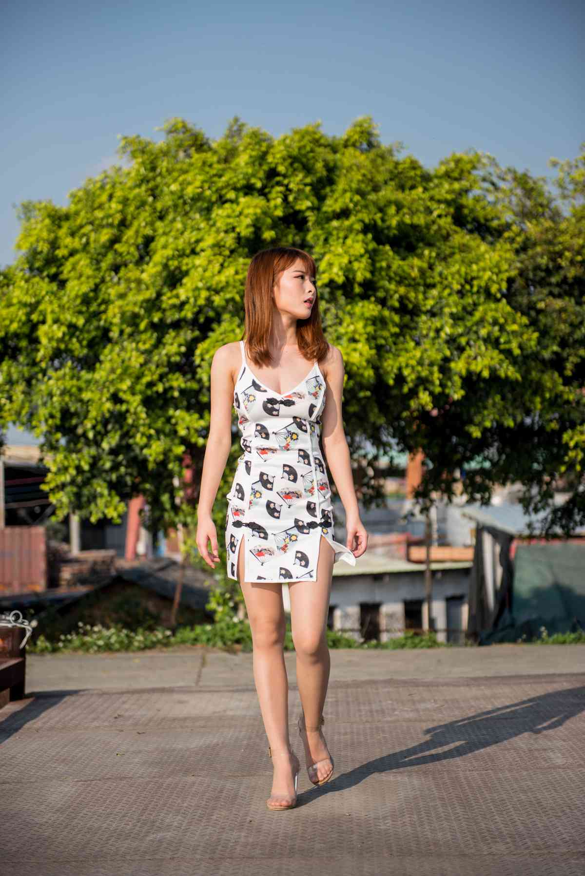 图片[325]-微博小姐姐@清水由乃 御风街拍 紧身裙肉丝 在线浏览 – 速更版-美库