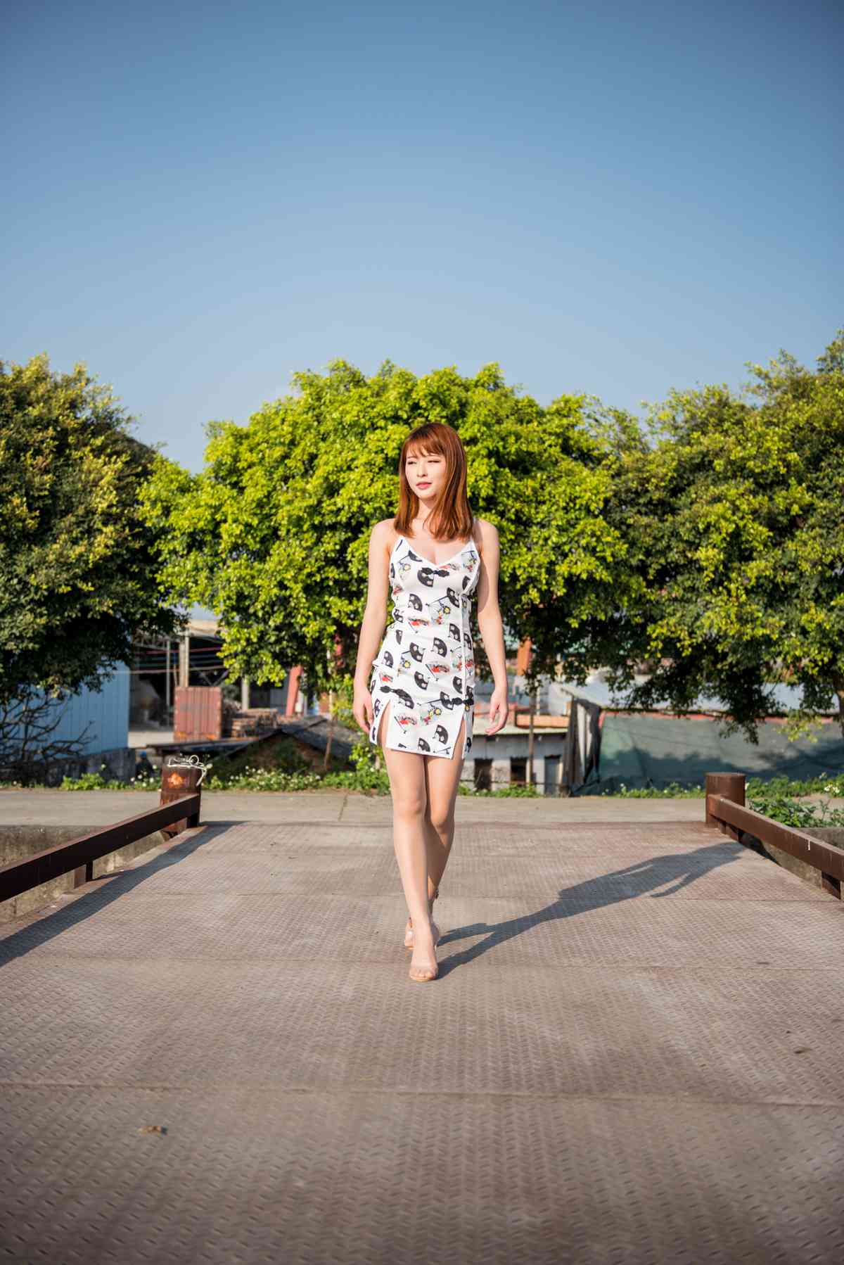 图片[206]-微博小姐姐@清水由乃 御风街拍 紧身裙肉丝 在线浏览 – 速更版-美库