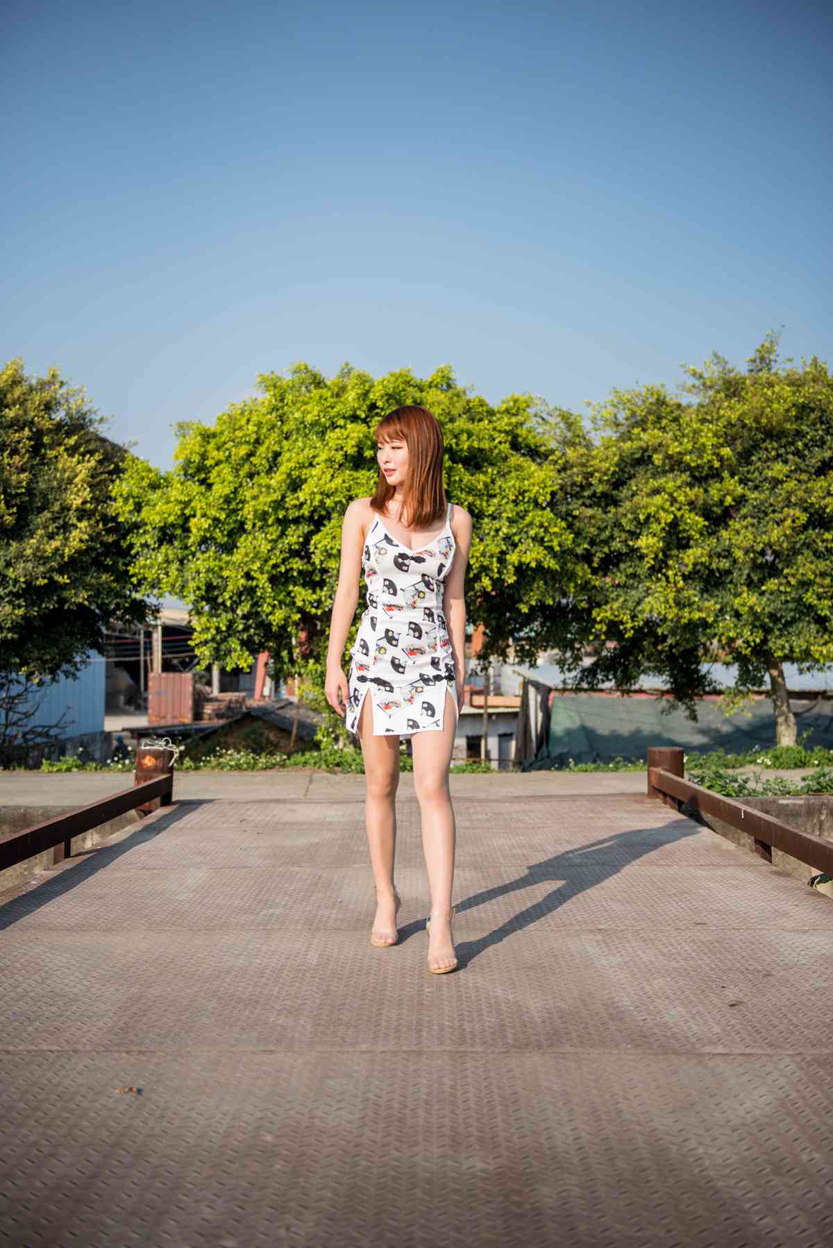 图片[118]-微博小姐姐@清水由乃 御风街拍 紧身裙肉丝 在线浏览 – 速更版-美库