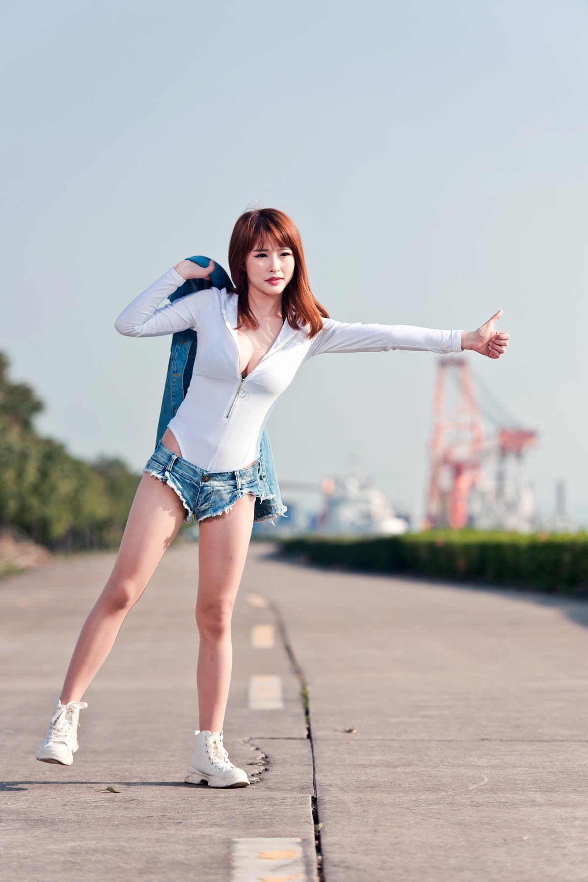 图片[124]-微博小姐姐@清水由乃 御风街拍 轻水海鸥岛RS牛仔街拍 在线浏览 – 速更版-美库
