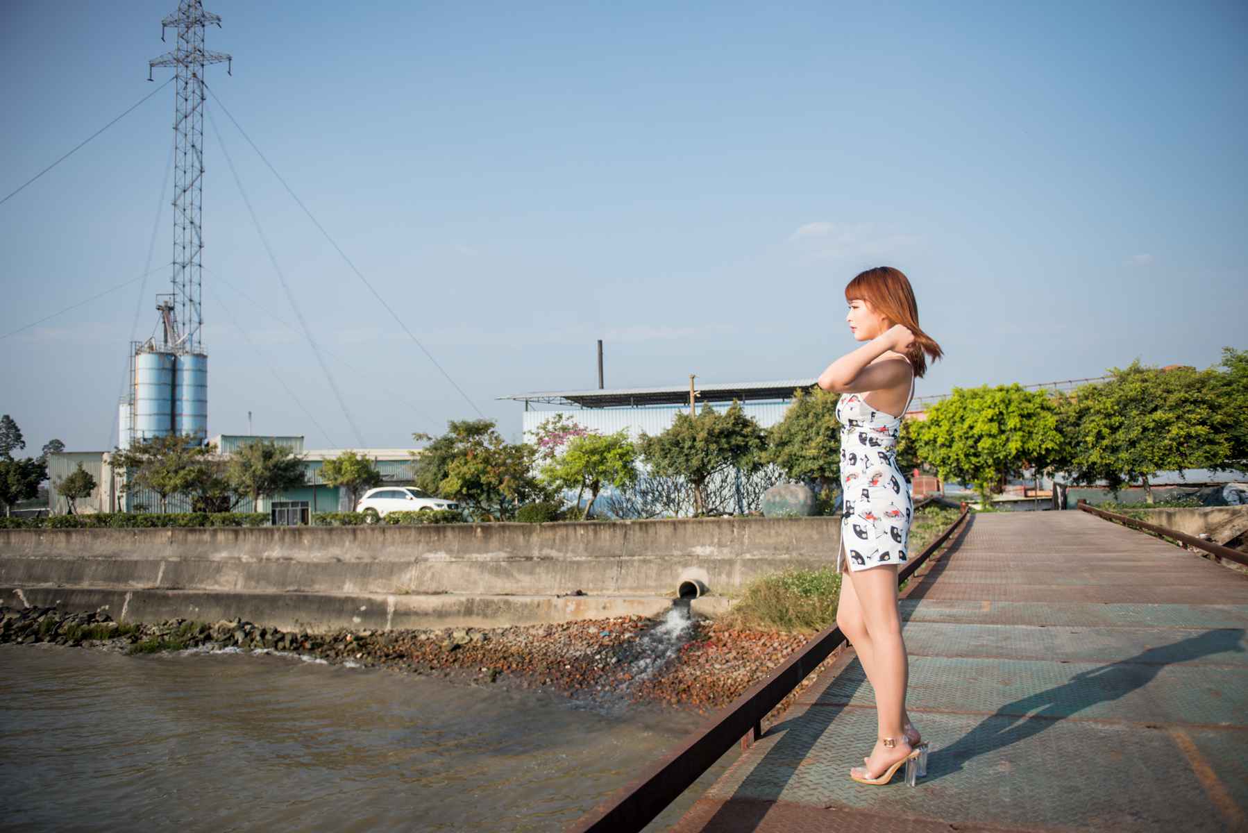 图片[245]-微博小姐姐@清水由乃 御风街拍 紧身裙肉丝 在线浏览 – 速更版-美库