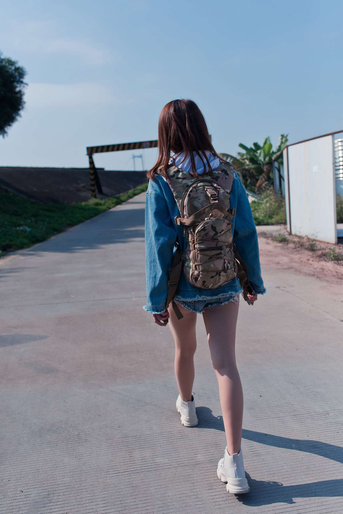 图片[367]-微博小姐姐@清水由乃 御风街拍 轻水海鸥岛RS牛仔街拍 在线浏览 – 速更版-美库