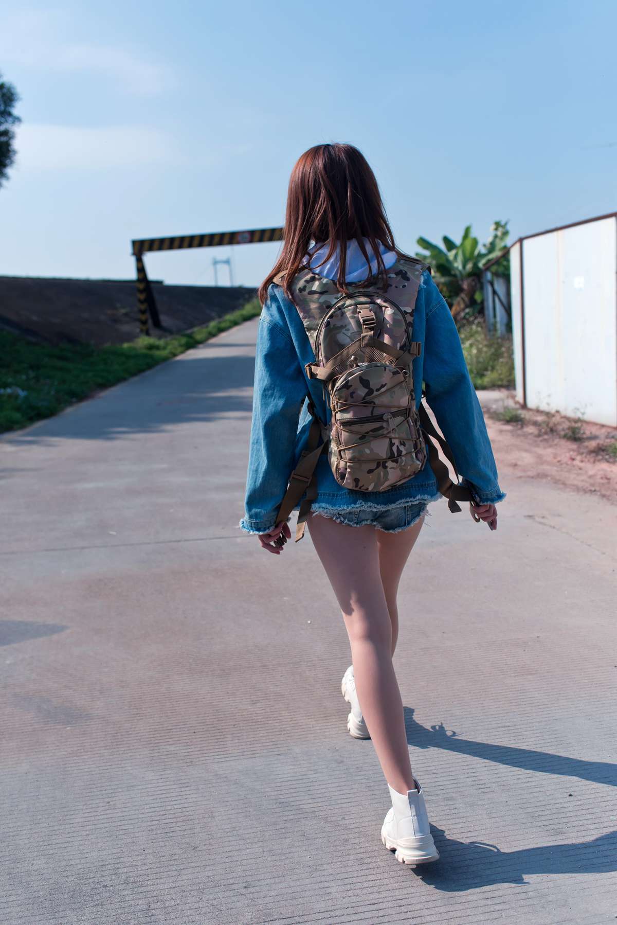 图片[395]-微博小姐姐@清水由乃 御风街拍 轻水海鸥岛RS牛仔街拍 在线浏览 – 速更版-美库