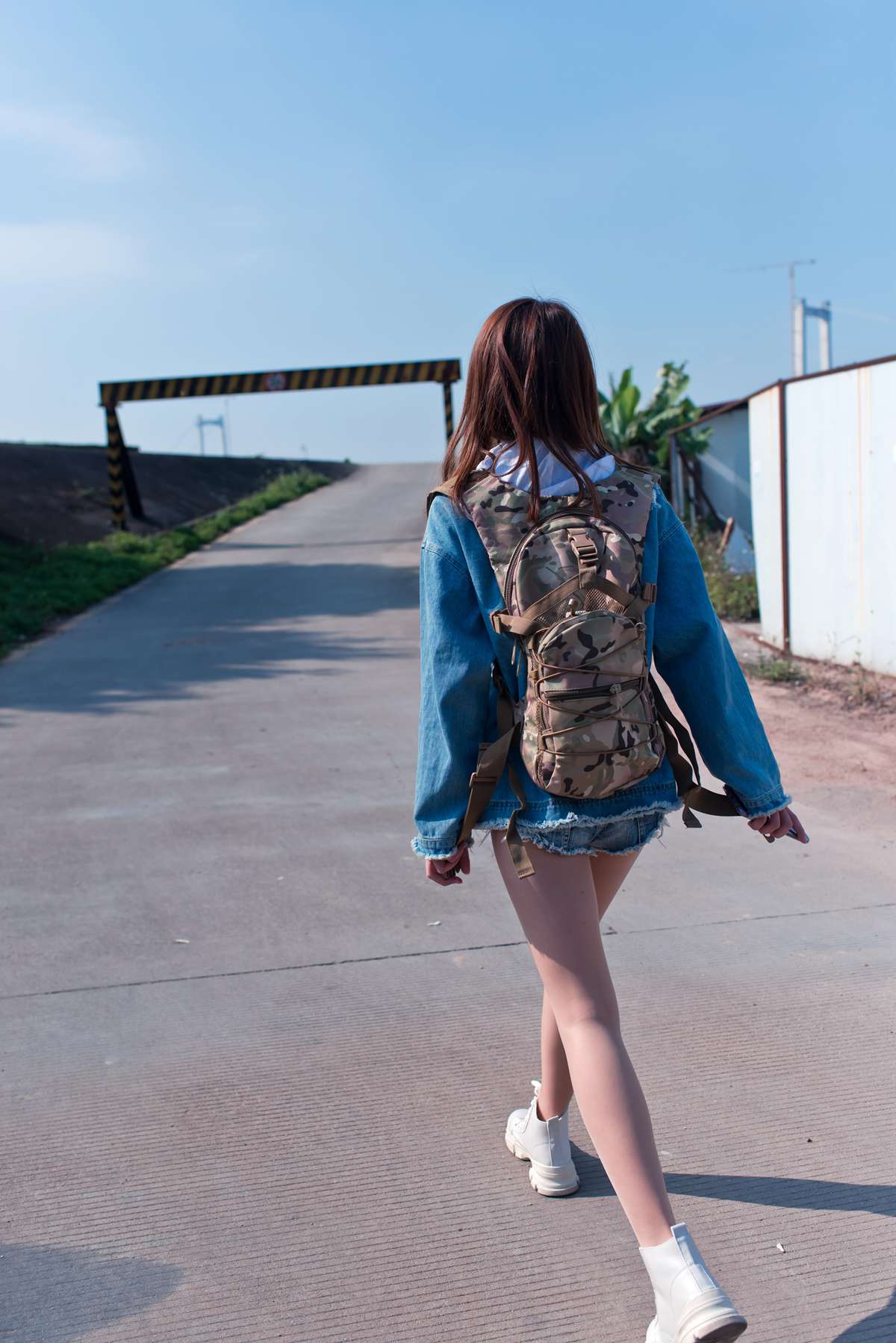 图片[292]-微博小姐姐@清水由乃 御风街拍 轻水海鸥岛RS牛仔街拍 在线浏览 – 速更版-美库