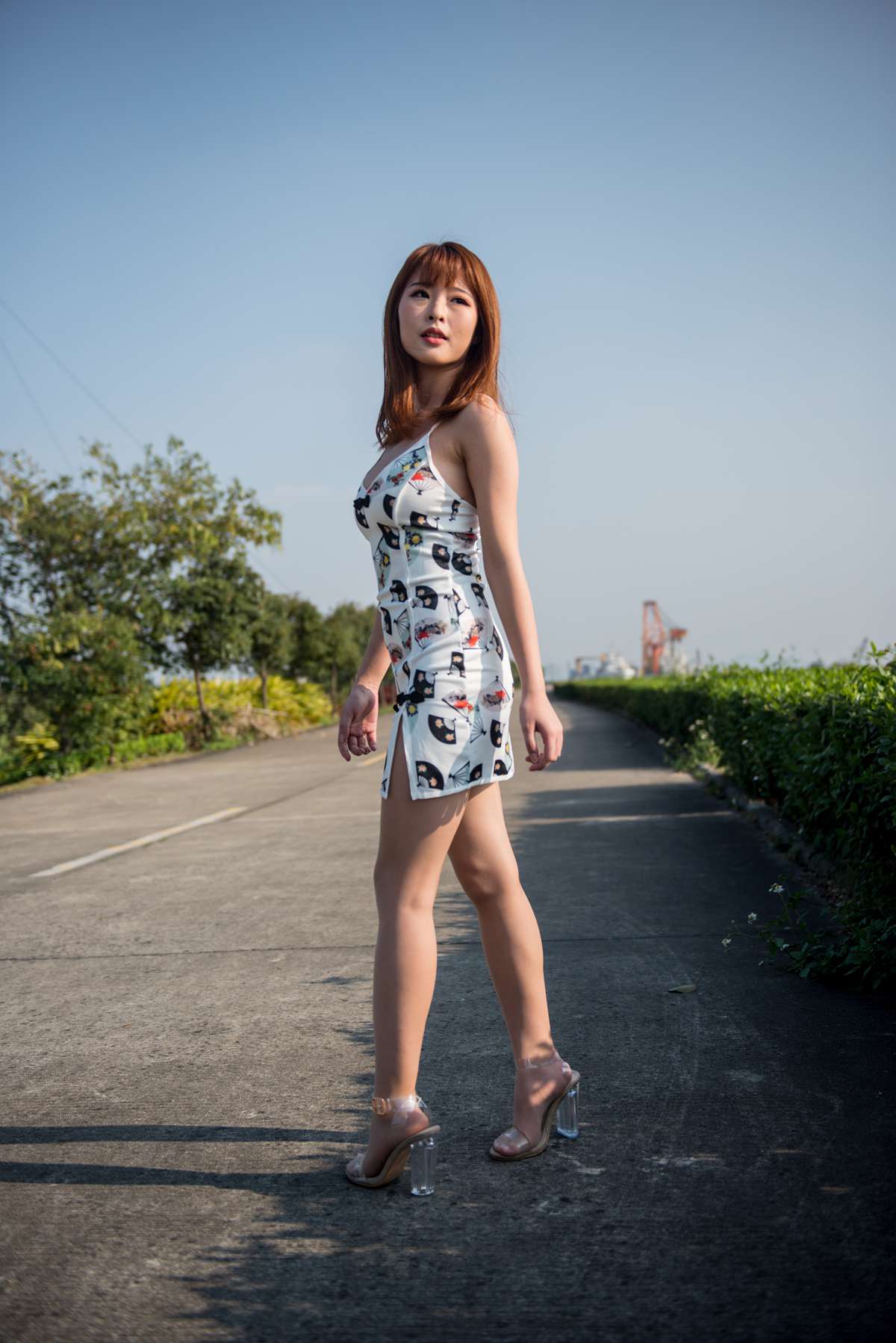 图片[307]-微博小姐姐@清水由乃 御风街拍 紧身裙肉丝 在线浏览 – 速更版-美库