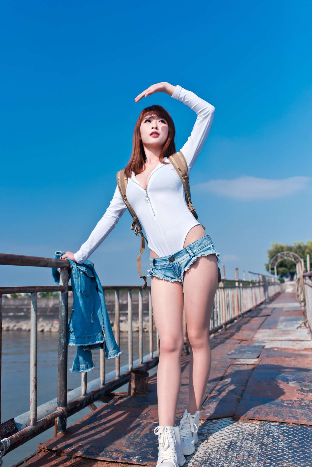 图片[336]-微博小姐姐@清水由乃 御风街拍 轻水海鸥岛RS牛仔街拍 在线浏览 – 速更版-美库