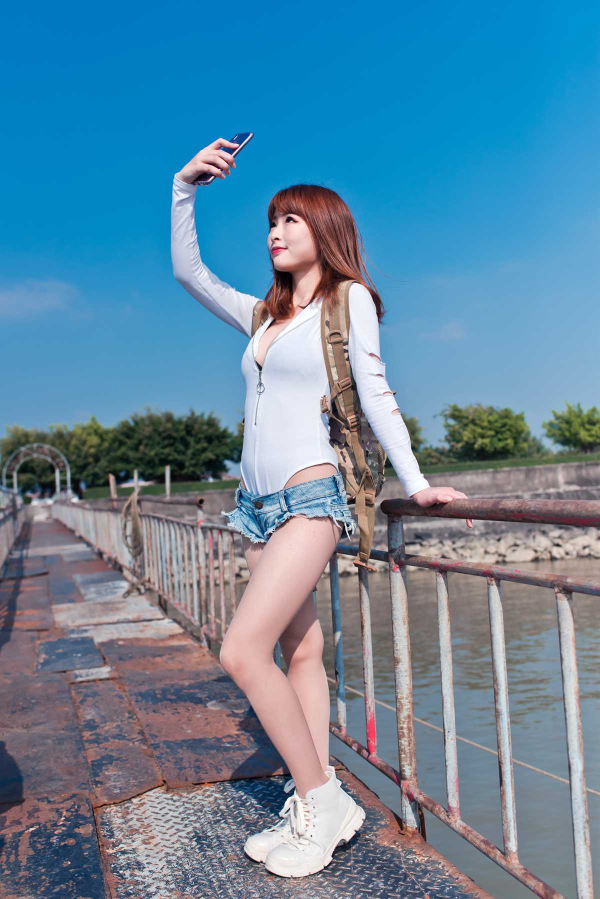 图片[297]-微博小姐姐@清水由乃 御风街拍 轻水海鸥岛RS牛仔街拍 在线浏览 – 速更版-美库
