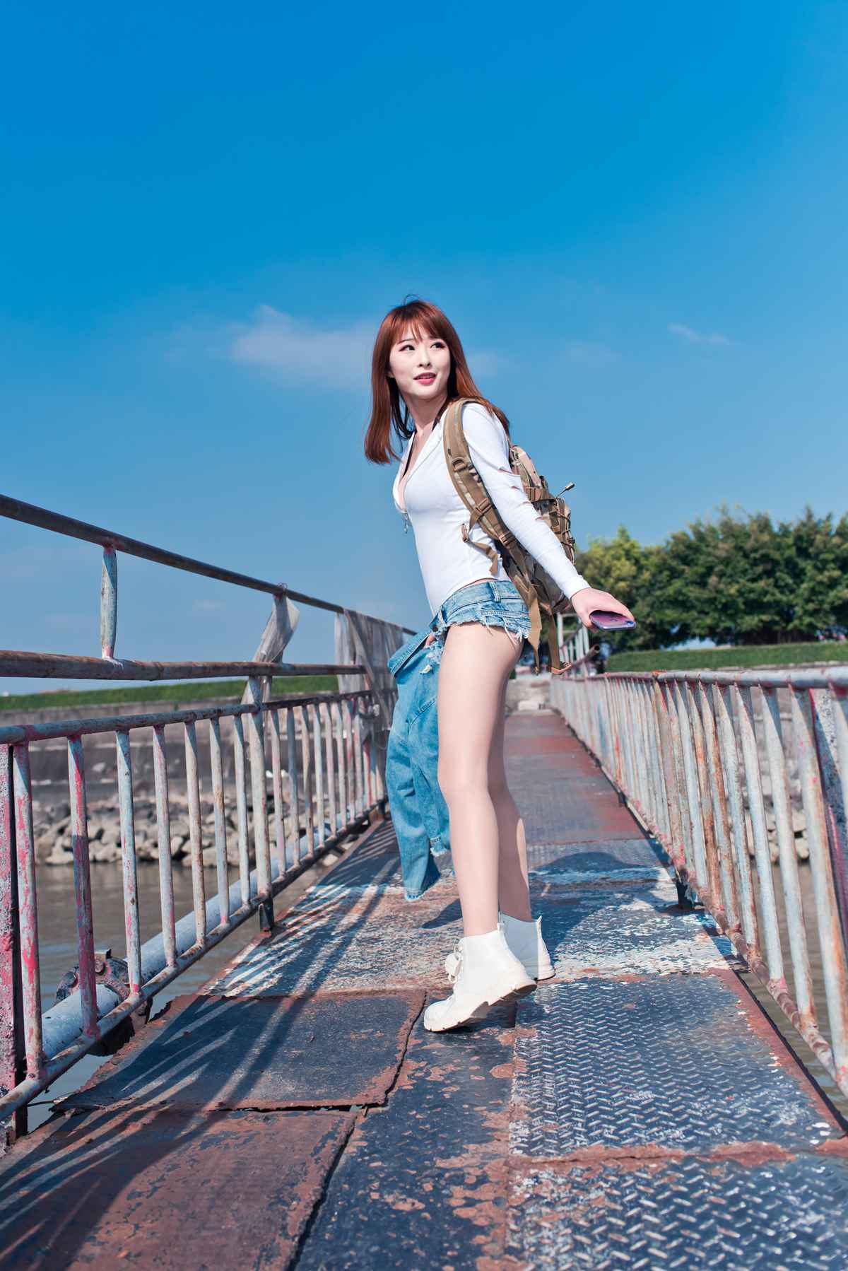 图片[204]-微博小姐姐@清水由乃 御风街拍 轻水海鸥岛RS牛仔街拍 在线浏览 – 速更版-美库