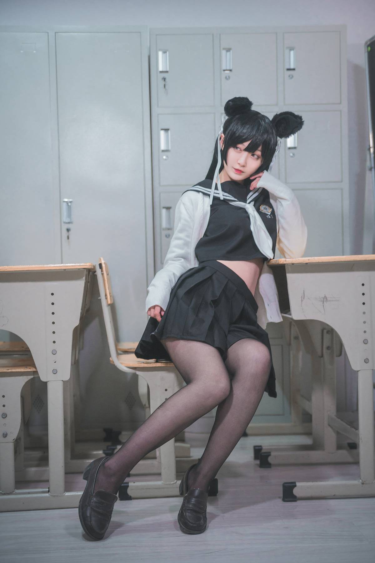 人气动漫Coser@铁板烧鬼舞 爱宕jk 在线浏览-翎羽暗房