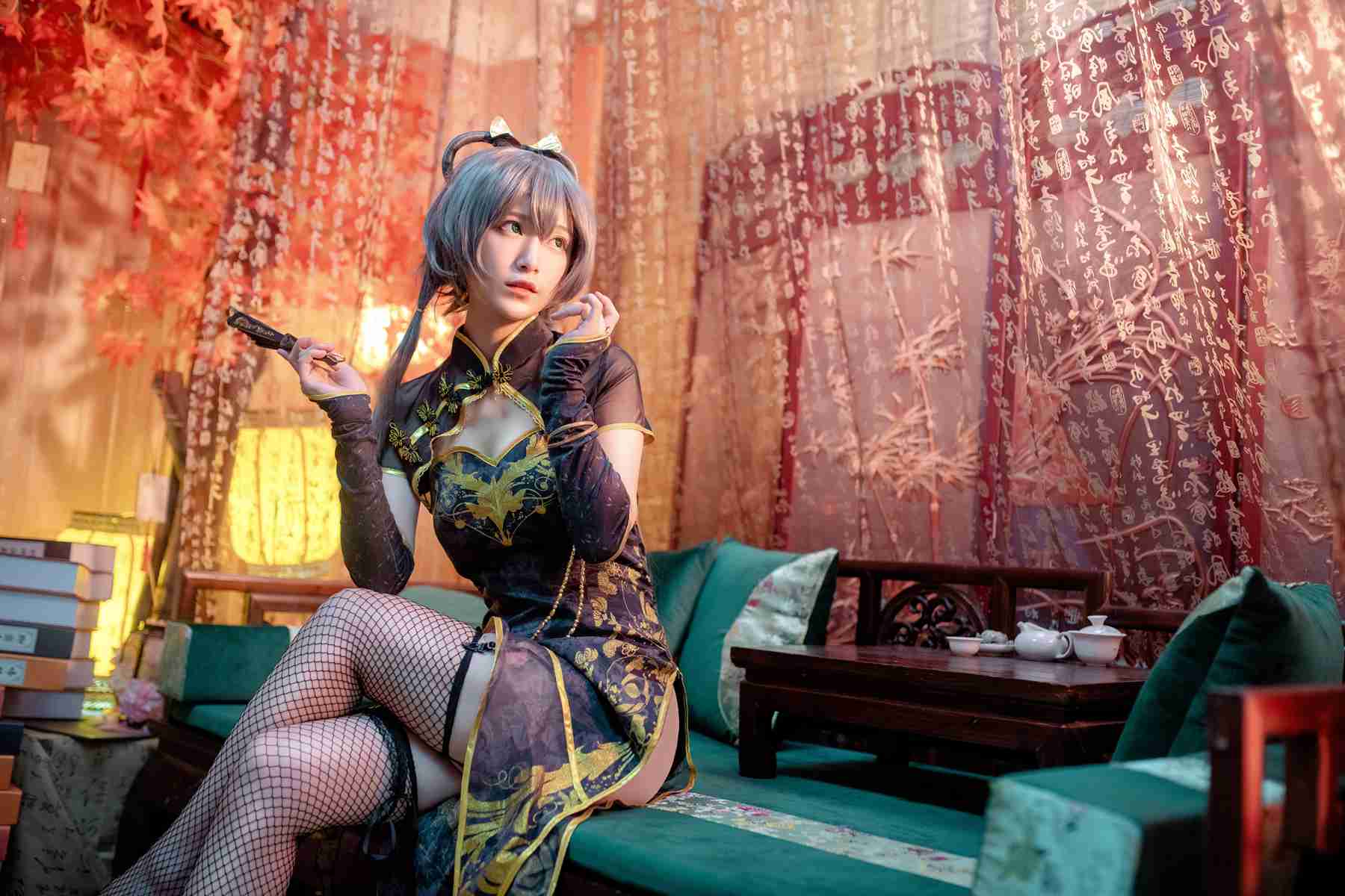 人气动漫Coser@铁板烧鬼舞 洛天依 在线浏览 - 速更版-艺库