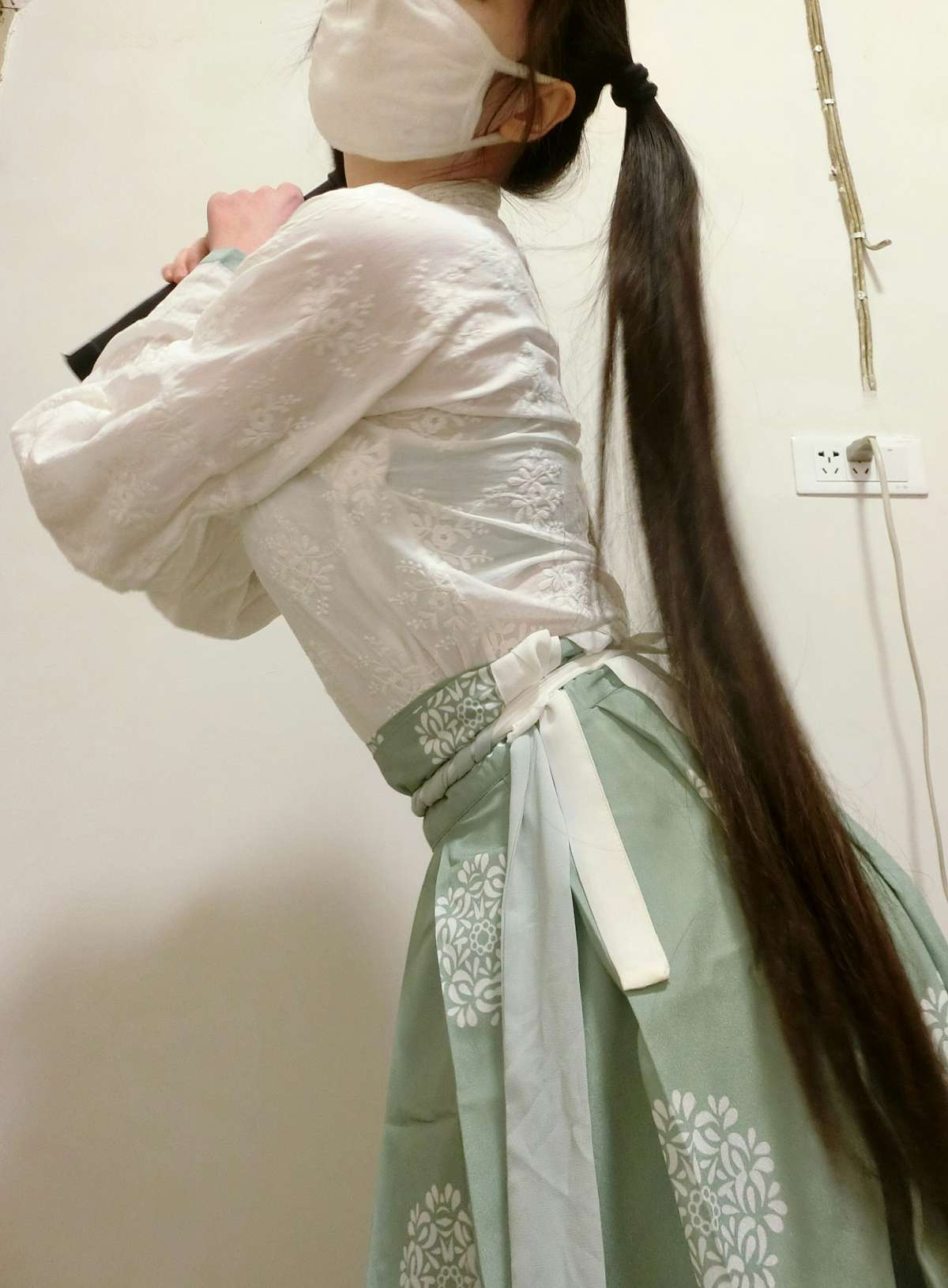 图片[23]-微博萌妹子@西尔酱 – 汉服腰 在线浏览 – 速更版-美库