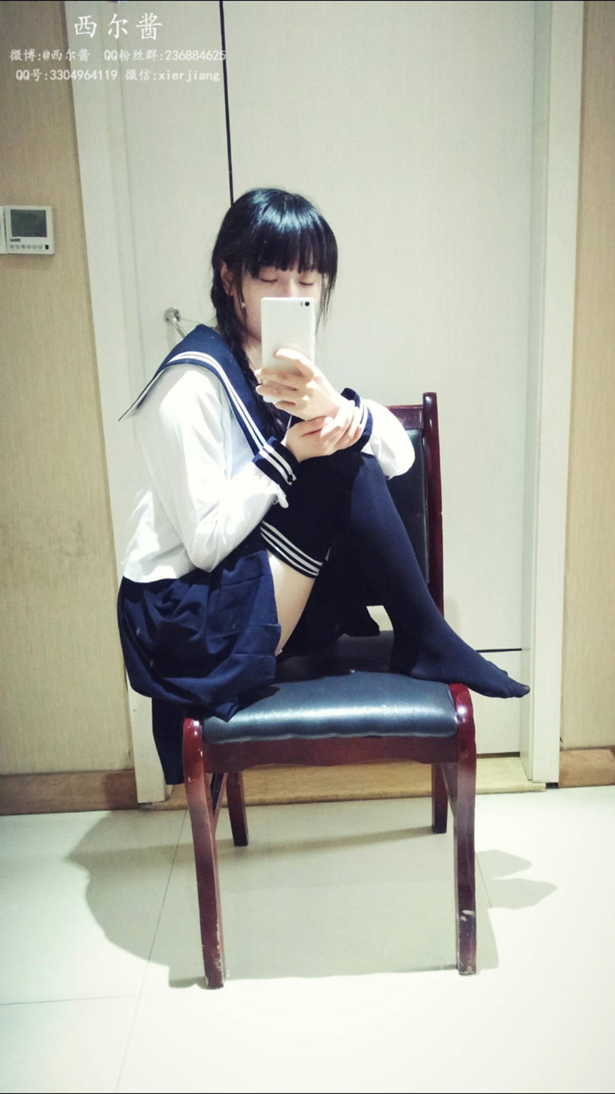 图片[13]-微博萌妹子@西尔酱 – 黑丝校服 在线浏览 – 速更版-美库