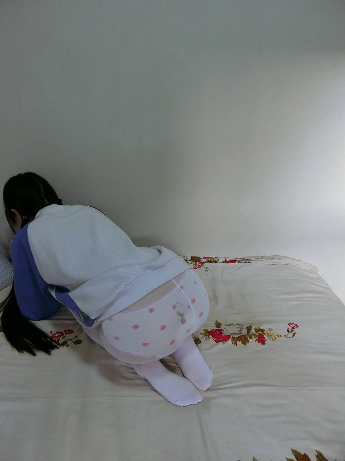 图片[17]-微博萌妹子@西尔酱 – 春季校服 在线浏览 – 速更版-美库