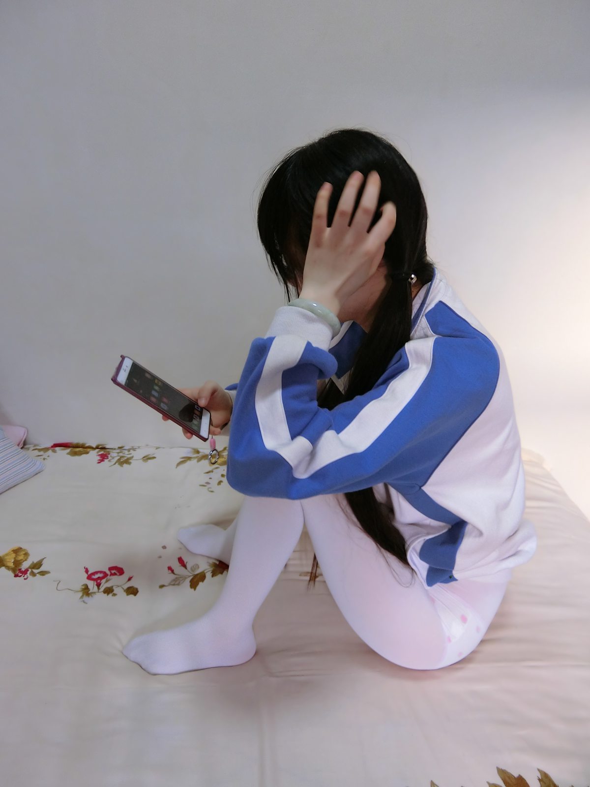 图片[24]-微博萌妹子@西尔酱 – 春季校服 在线浏览 – 速更版-美库