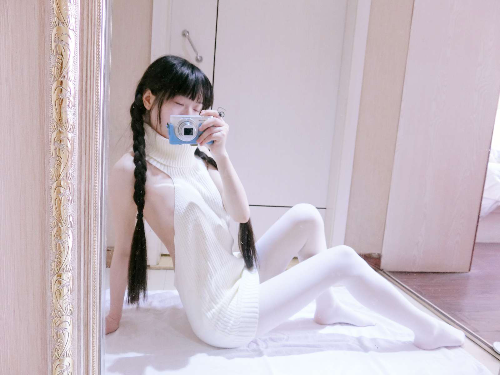 图片[40]-微博萌妹子@西尔酱 – 露背毛衣 在线浏览 – 速更版-美库