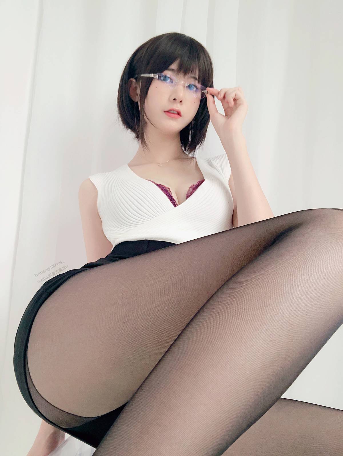 图片[15]-眼酱大魔王w@办公小姐姐w 在线浏览 – 速更版-美库