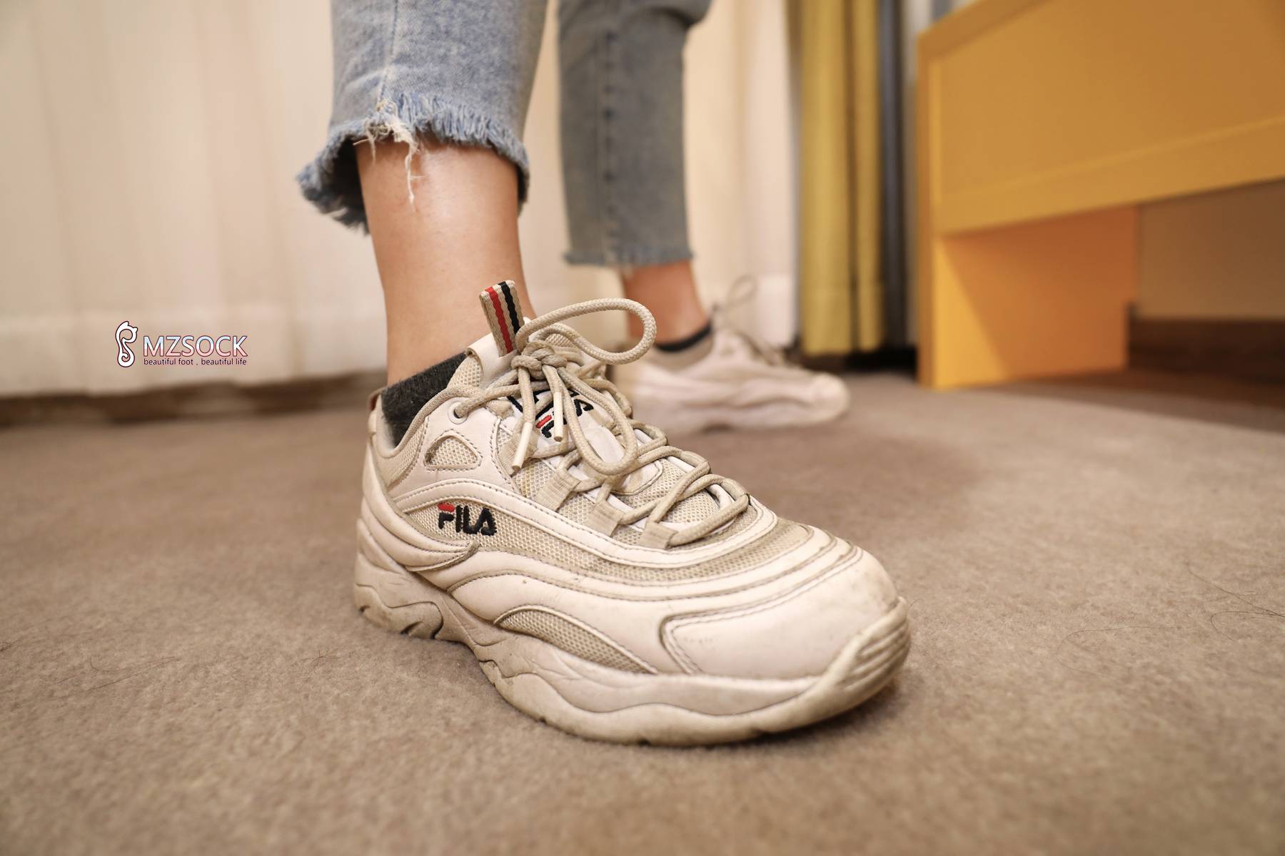 图片[30]-[MZSOCK爱美足] No.078 小怡 在线浏览 – 速更版-美库