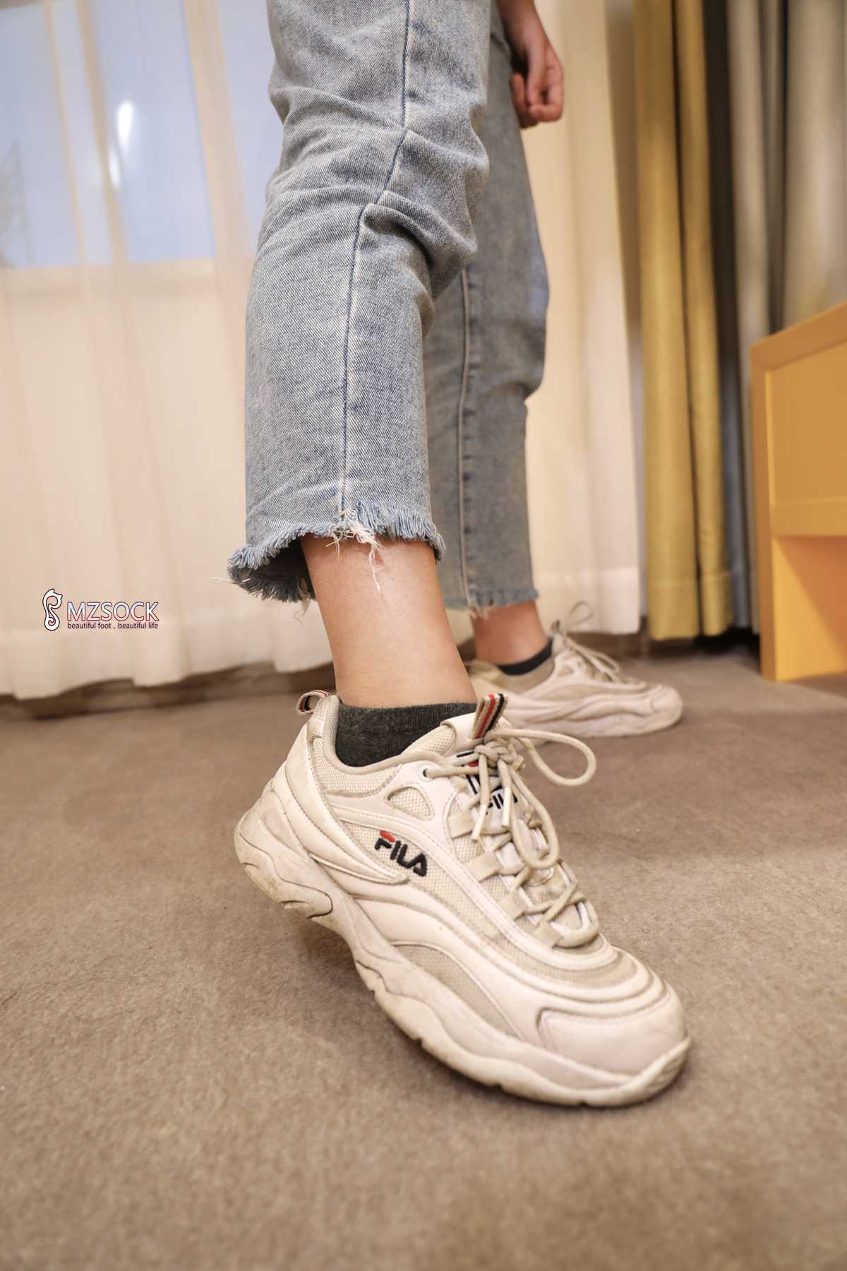 图片[36]-[MZSOCK爱美足] No.078 小怡 在线浏览 – 速更版-美库