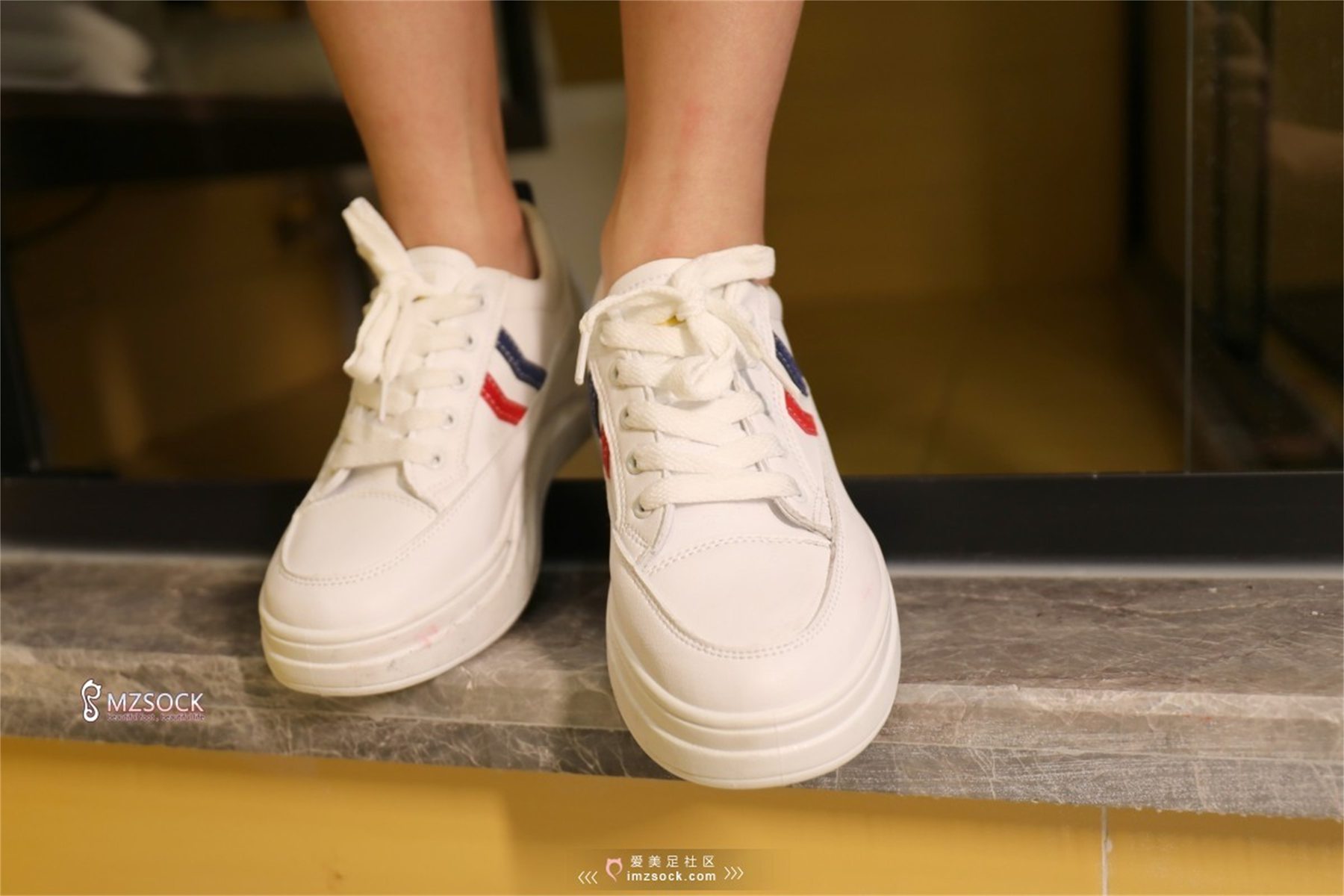 图片[55]-[MZSOCK爱美足] No.076 婷婷 在线浏览 – 速更版-美库