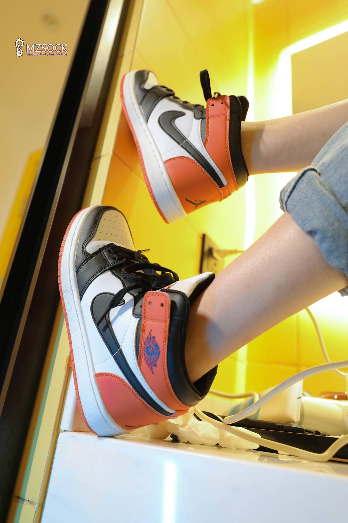 图片[22]-[MZSOCK爱美足] No.082 梦琪 在线浏览 – 速更版-美库