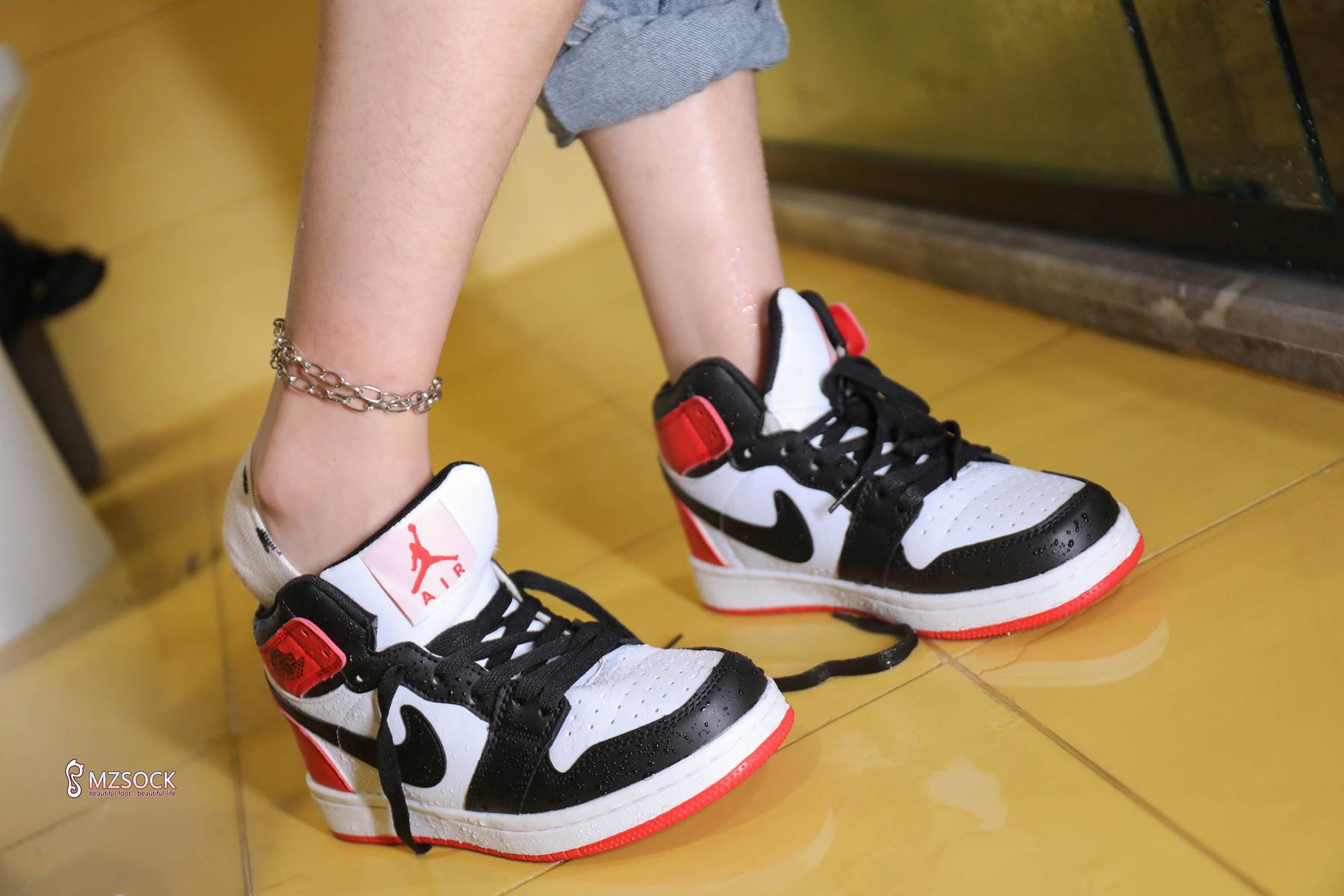 图片[72]-[MZSOCK爱美足] No.082 梦琪 在线浏览 – 速更版-美库