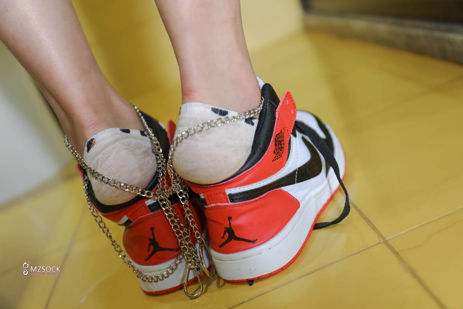 图片[76]-[MZSOCK爱美足] No.082 梦琪 在线浏览 – 速更版-美库