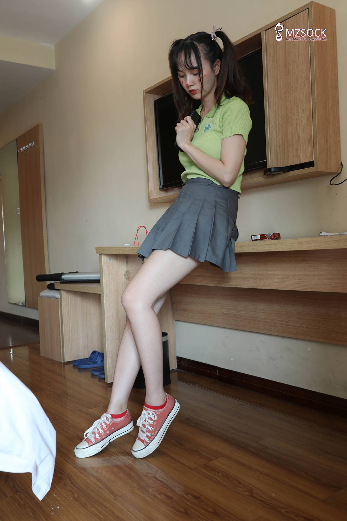 图片[14]-[MZSOCK爱美足] No.084 悦悦 在线浏览 – 速更版-美库