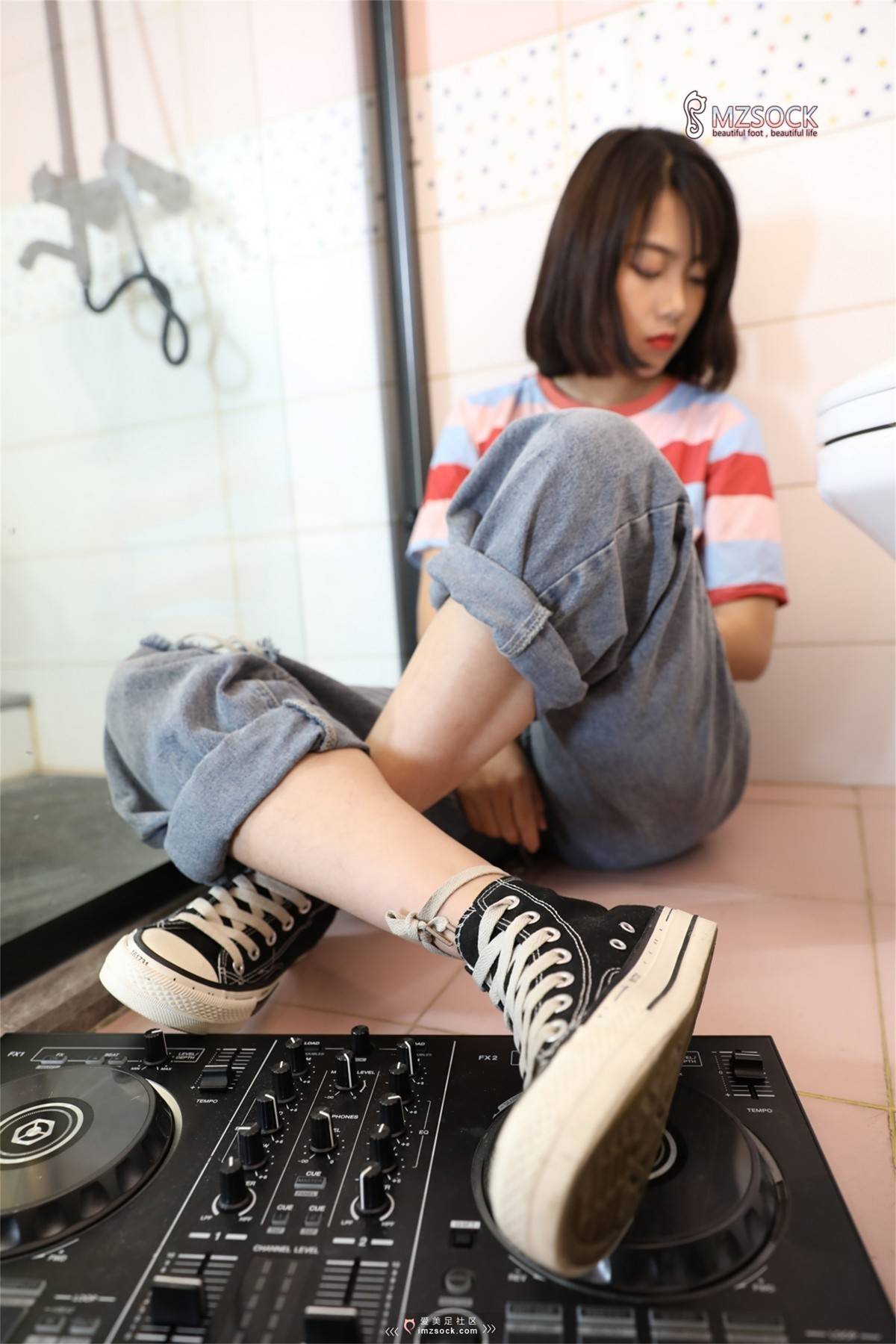 图片[10]-[MZSOCK爱美足] No.086 婷婷 在线浏览 – 速更版-美库