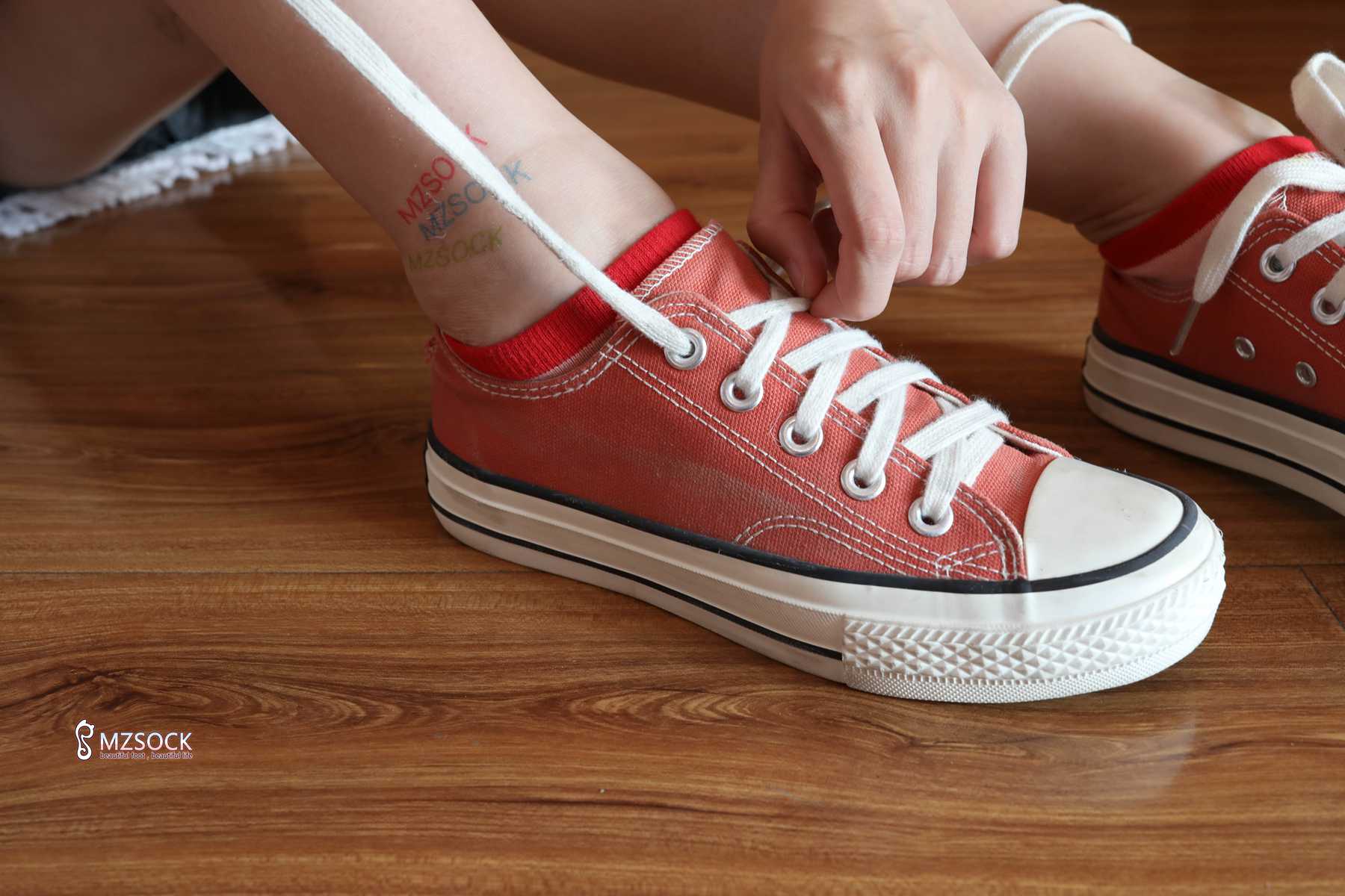 图片[19]-[MZSOCK爱美足] No.084 悦悦 在线浏览 – 速更版-美库