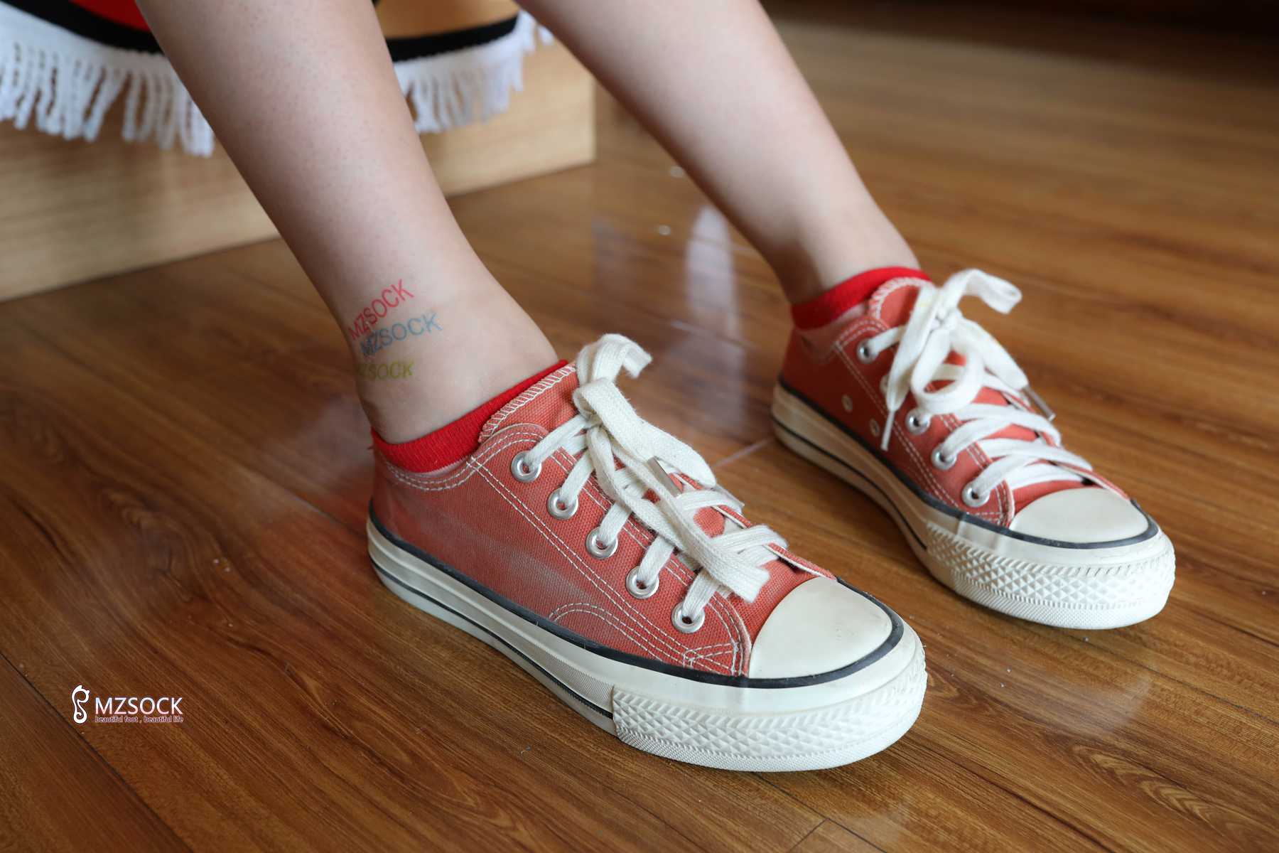 图片[52]-[MZSOCK爱美足] No.084 悦悦 在线浏览 – 速更版-美库