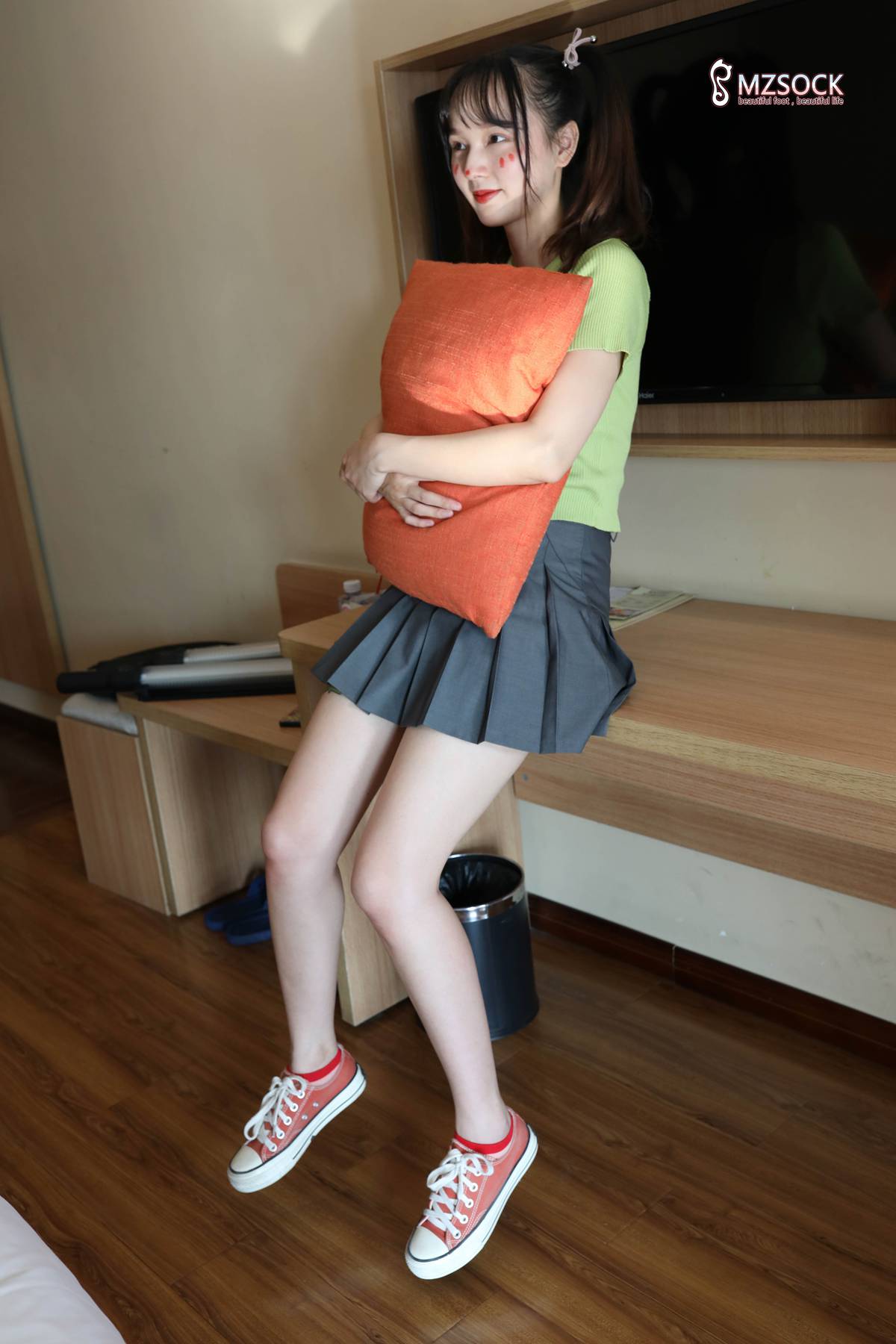 图片[62]-[MZSOCK爱美足] No.084 悦悦 在线浏览 – 速更版-美库